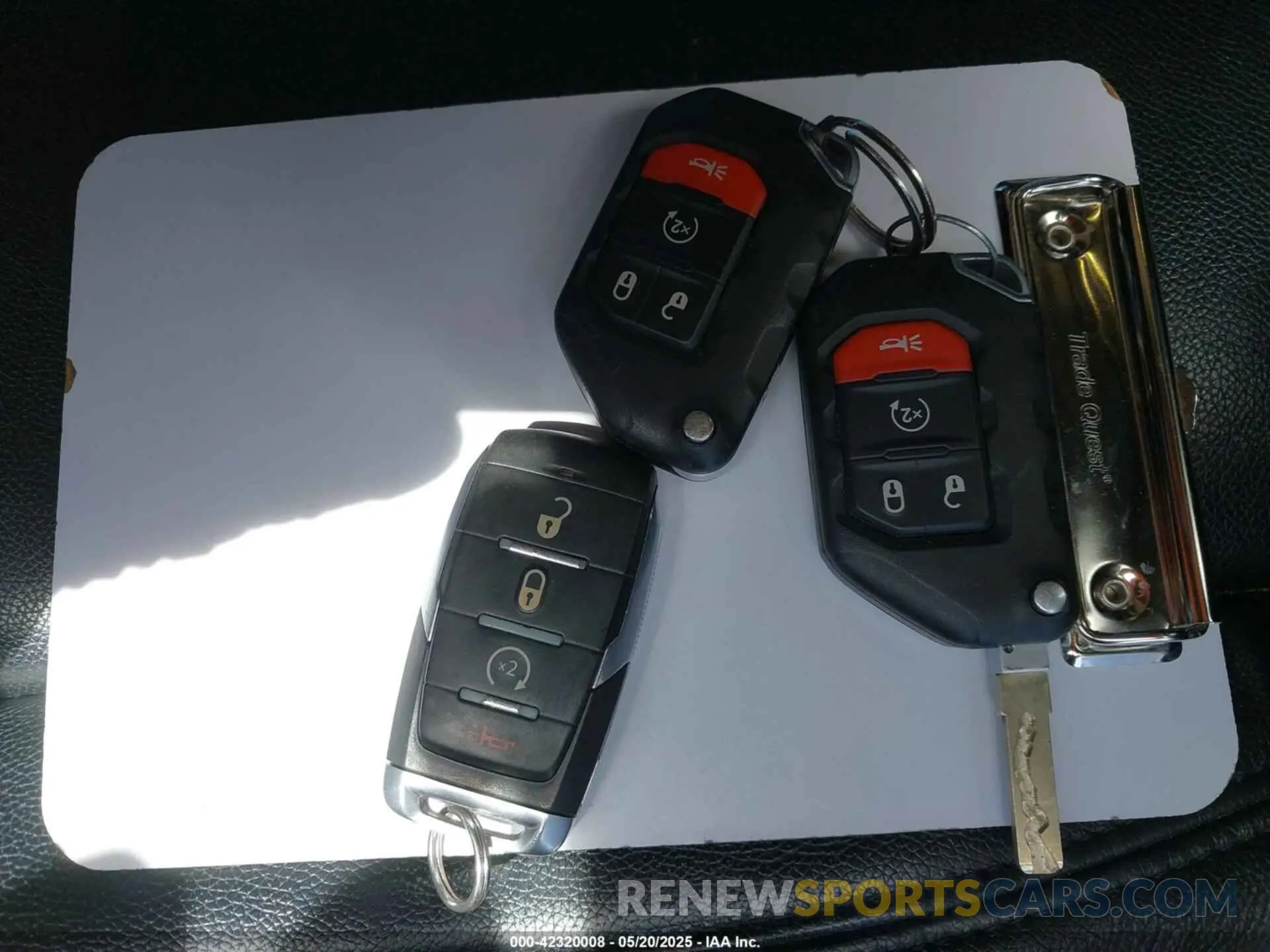 11 Photograph of a damaged car 1C4HJXDG2KW532866 JEEP WRANGLER UNLIMITED 2019