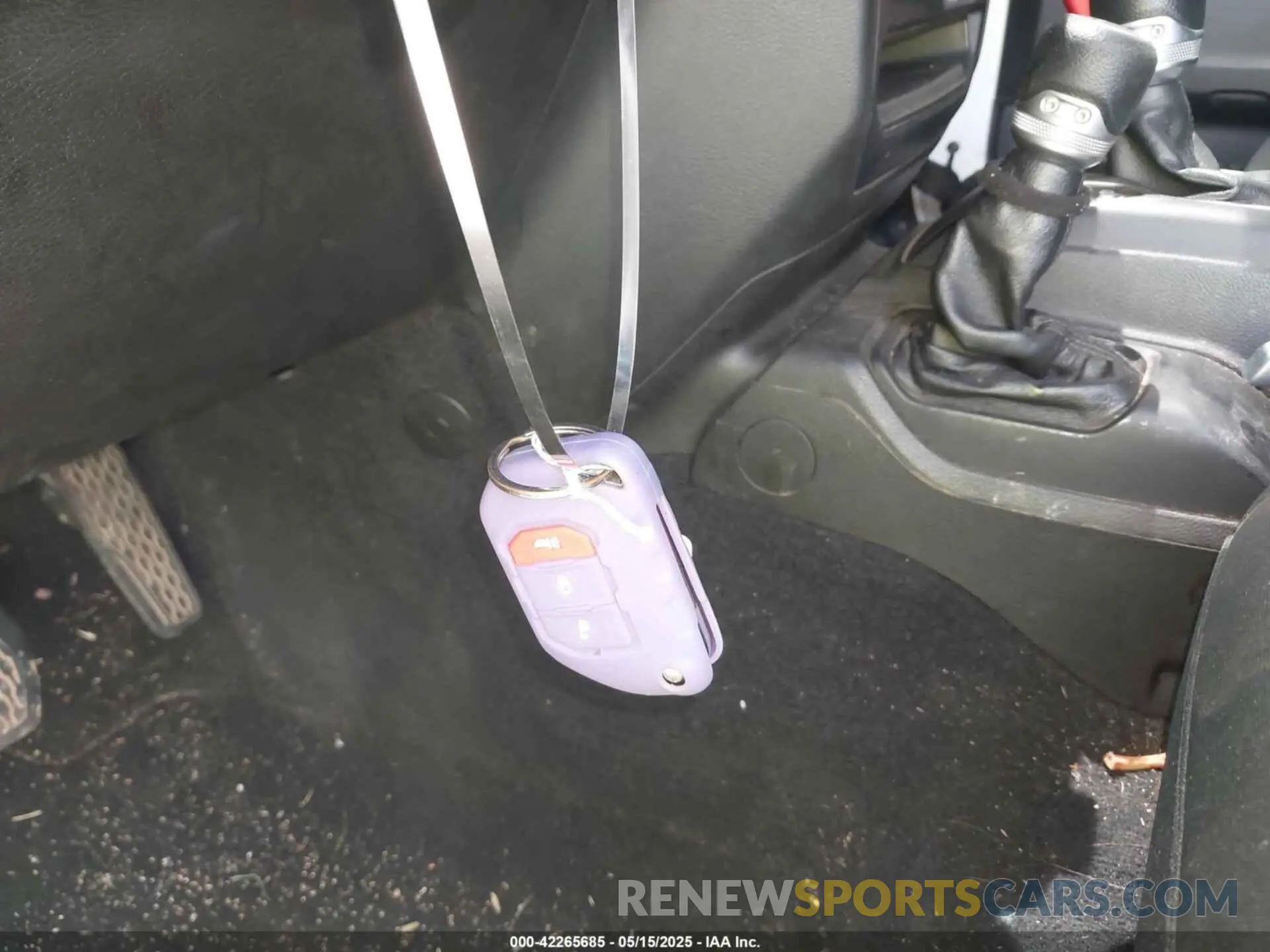 11 Photograph of a damaged car 1C4HJXDG3KW507121 JEEP WRANGLER UNLIMITED 2019