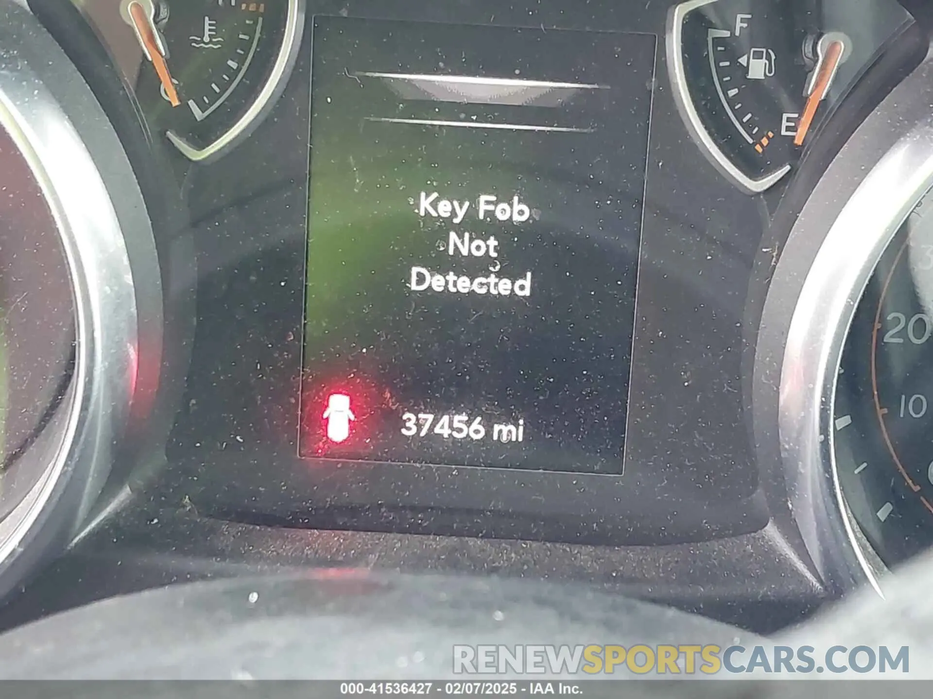 7 Photograph of a damaged car 1C4HJXDG3KW569392 JEEP WRANGLER UNLIMITED 2019