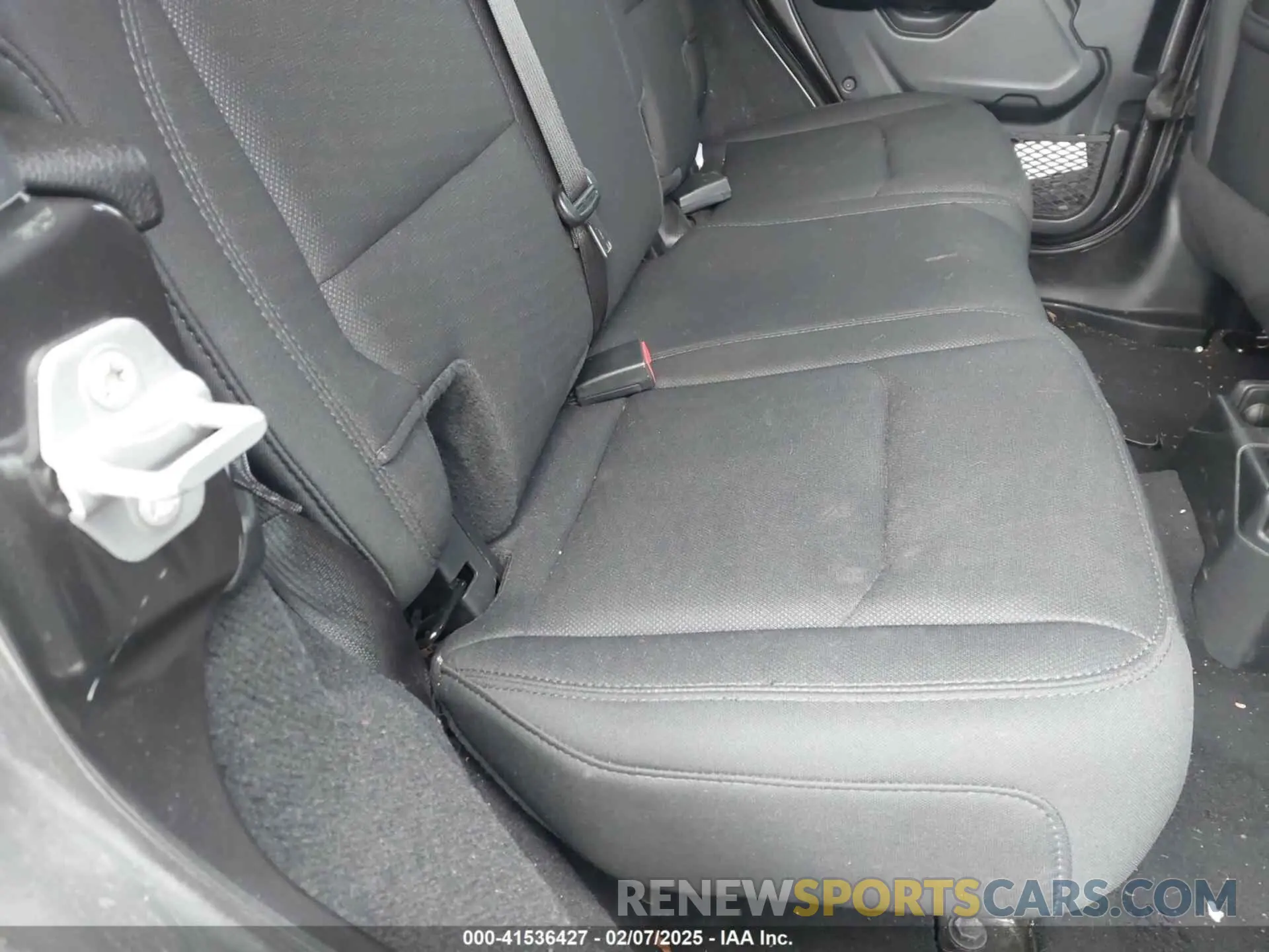 8 Photograph of a damaged car 1C4HJXDG3KW569392 JEEP WRANGLER UNLIMITED 2019