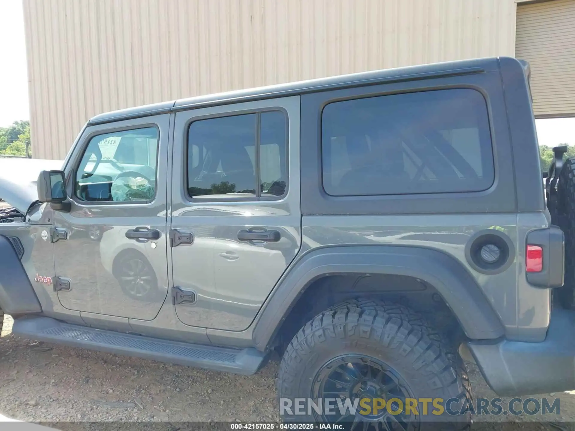 13 Photograph of a damaged car 1C4HJXDG3KW662946 JEEP WRANGLER UNLIMITED 2019