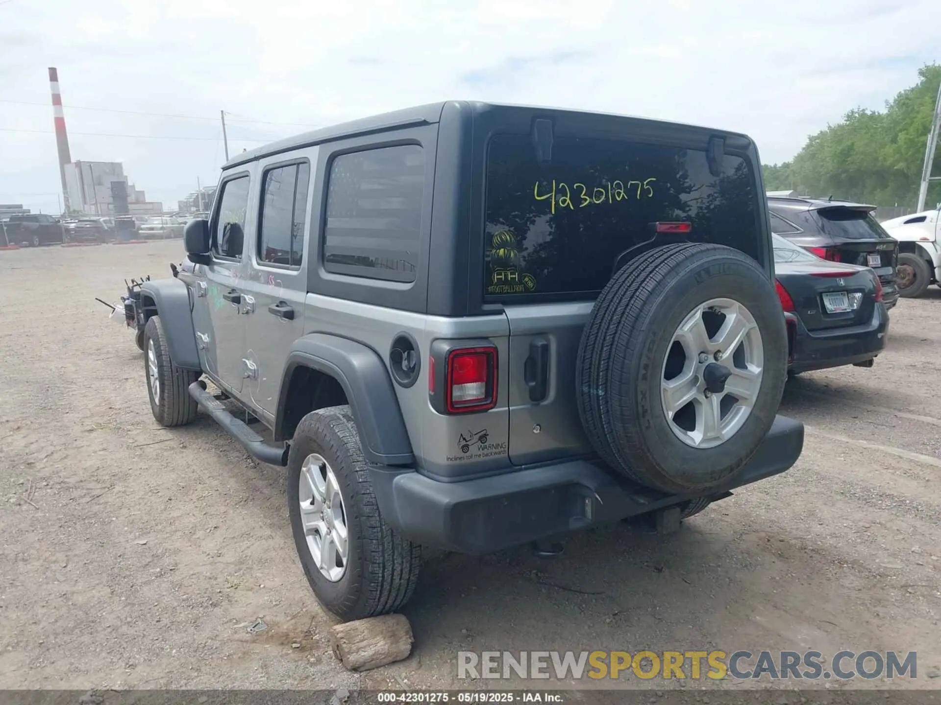 3 Photograph of a damaged car 1C4HJXDG4KW509864 JEEP WRANGLER UNLIMITED 2019