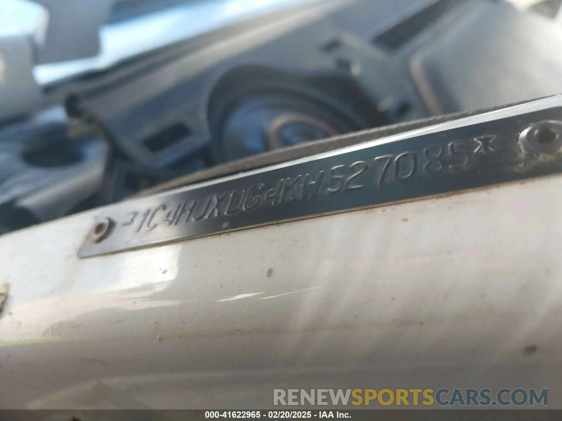 9 Photograph of a damaged car 1C4HJXDG4KW527085 JEEP WRANGLER UNLIMITED 2019