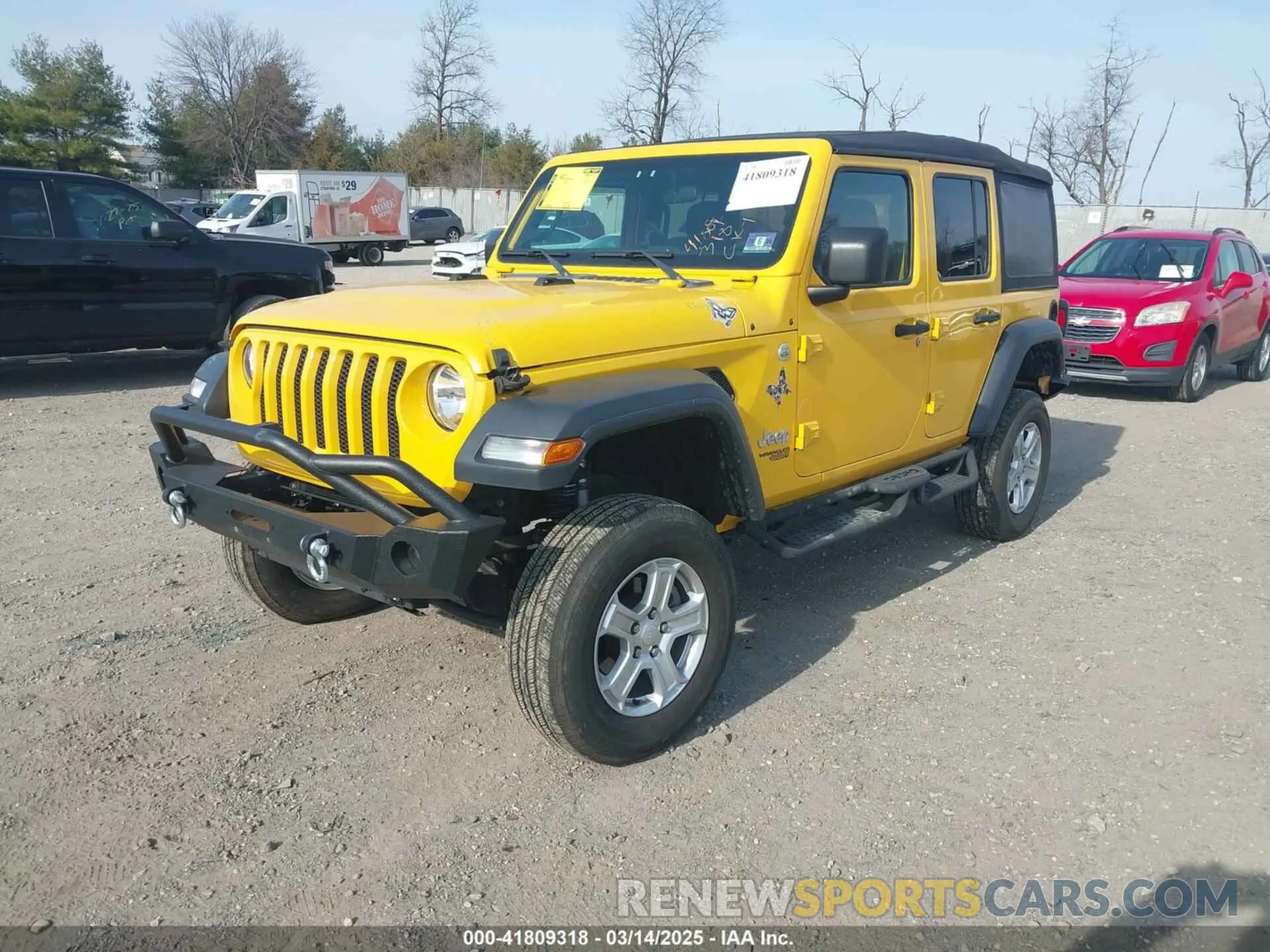 2 Photograph of a damaged car 1C4HJXDG4KW579364 JEEP WRANGLER UNLIMITED 2019