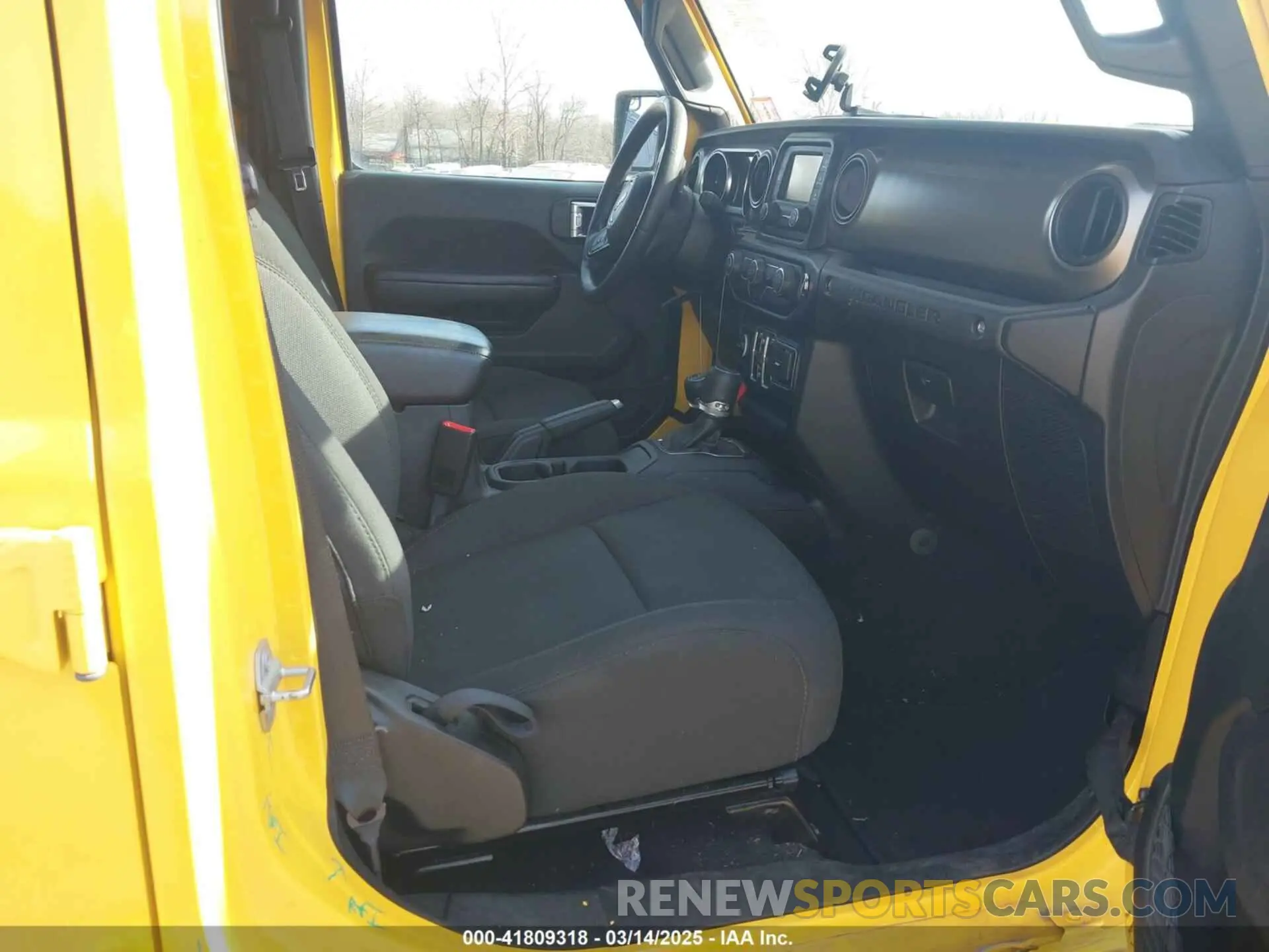 5 Photograph of a damaged car 1C4HJXDG4KW579364 JEEP WRANGLER UNLIMITED 2019