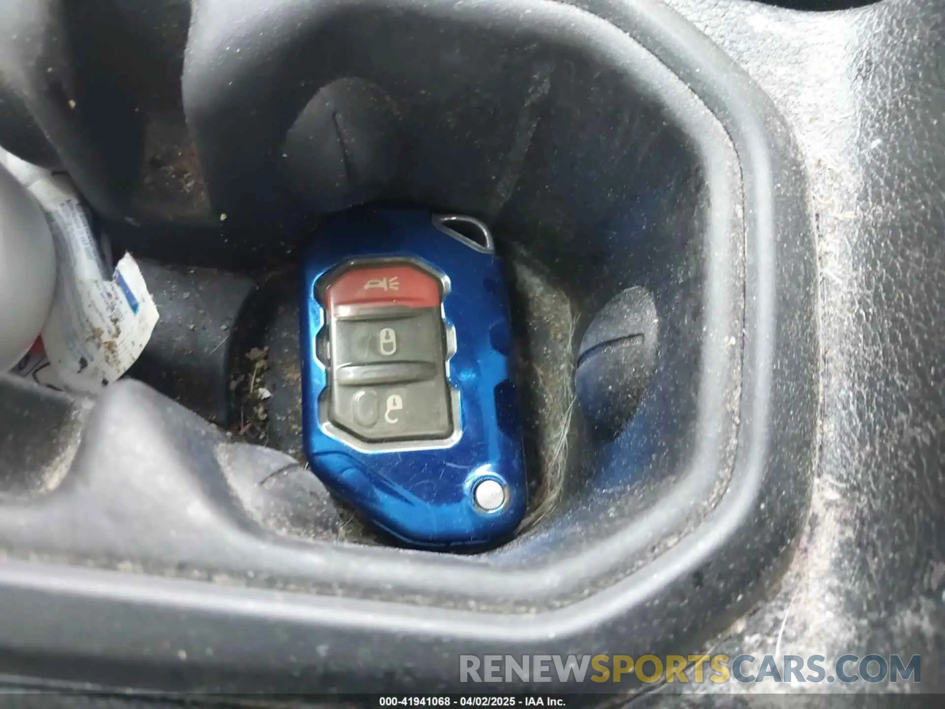 11 Photograph of a damaged car 1C4HJXDG4KW627445 JEEP WRANGLER UNLIMITED 2019