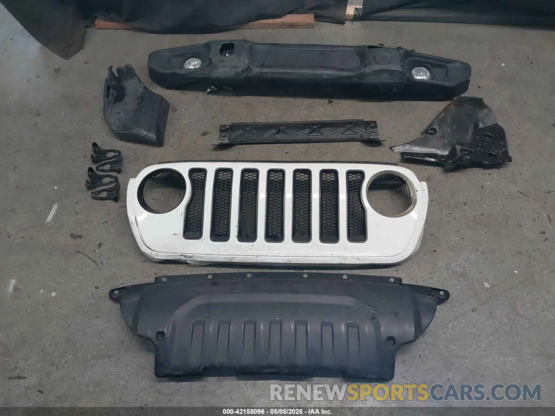 12 Photograph of a damaged car 1C4HJXDG4KW639403 JEEP WRANGLER UNLIMITED 2019
