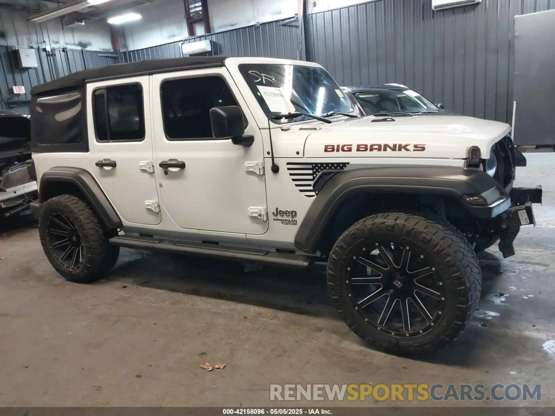 14 Photograph of a damaged car 1C4HJXDG4KW639403 JEEP WRANGLER UNLIMITED 2019