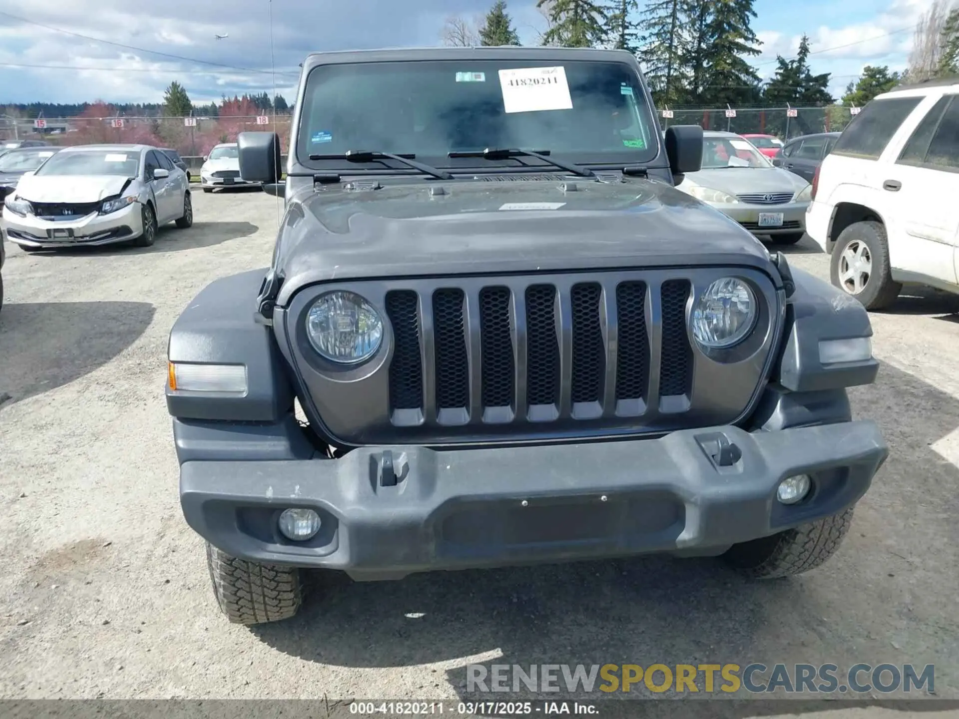 13 Photograph of a damaged car 1C4HJXDG6KW538685 JEEP WRANGLER UNLIMITED 2019