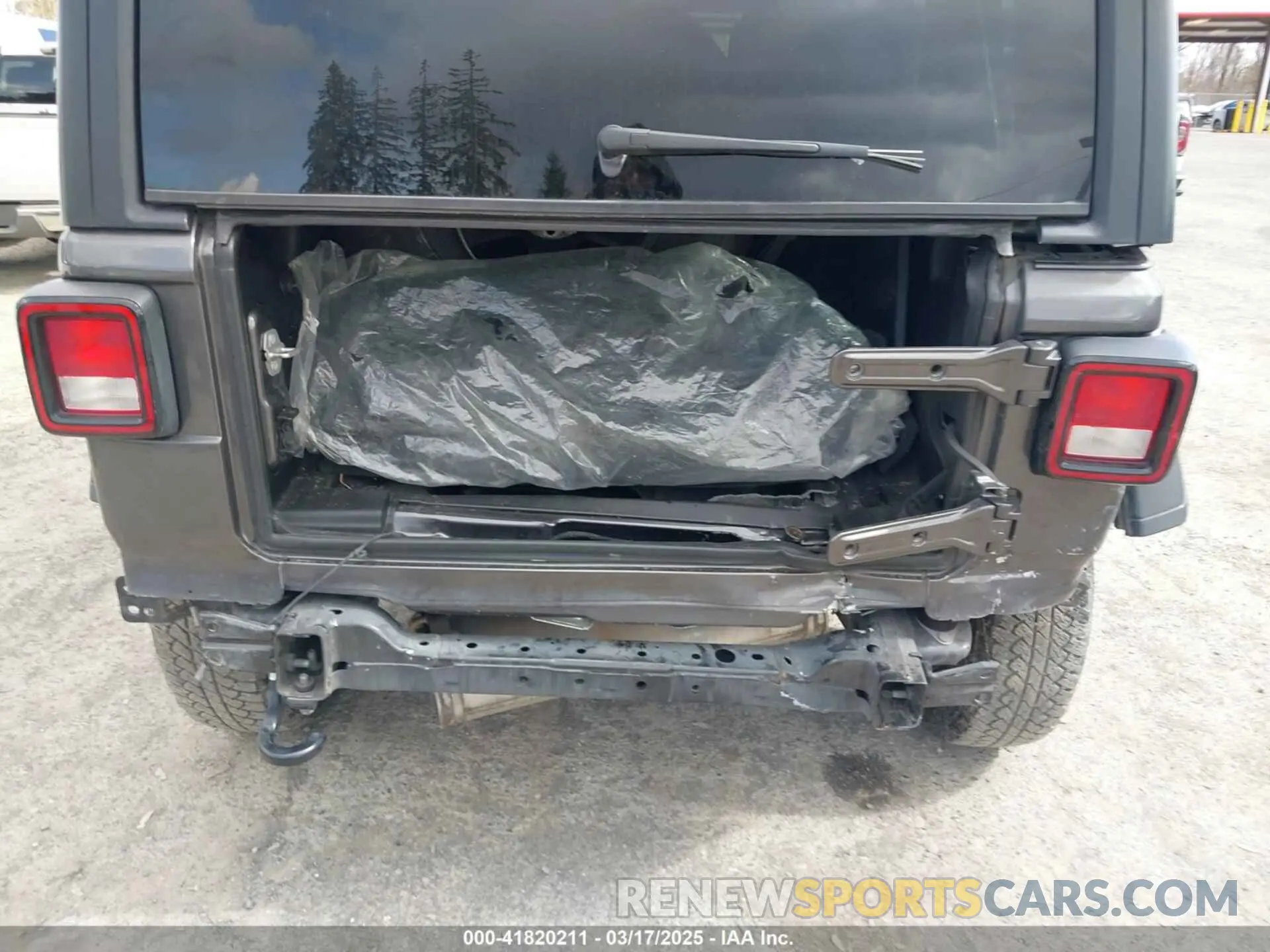 21 Photograph of a damaged car 1C4HJXDG6KW538685 JEEP WRANGLER UNLIMITED 2019