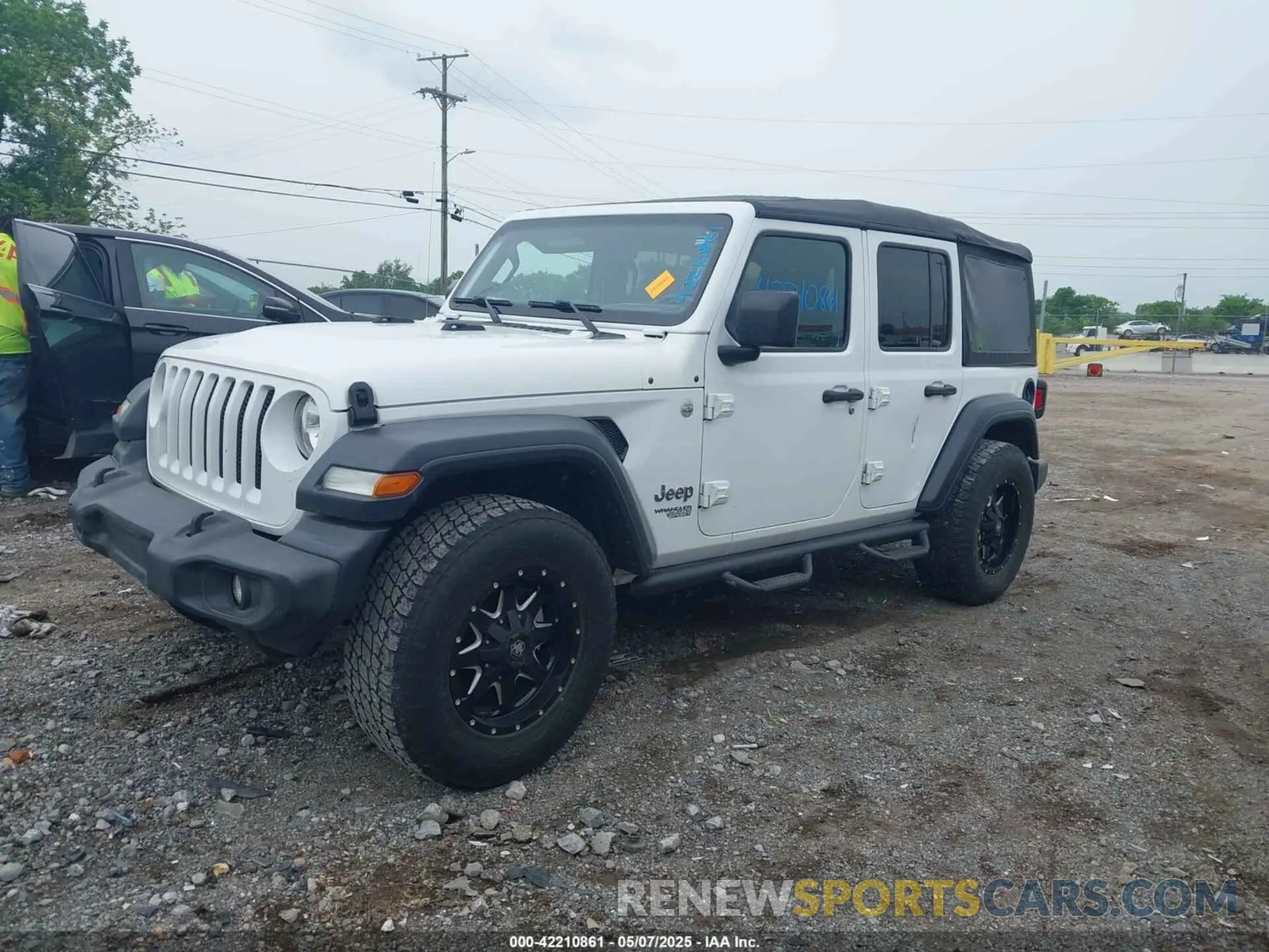 2 Photograph of a damaged car 1C4HJXDG7KW553468 JEEP WRANGLER UNLIMITED 2019
