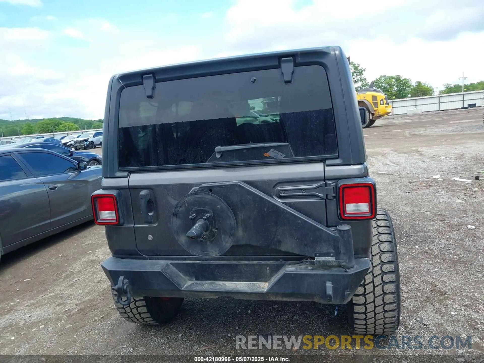 21 Photograph of a damaged car 1C4HJXDG9KW598816 JEEP WRANGLER UNLIMITED 2019