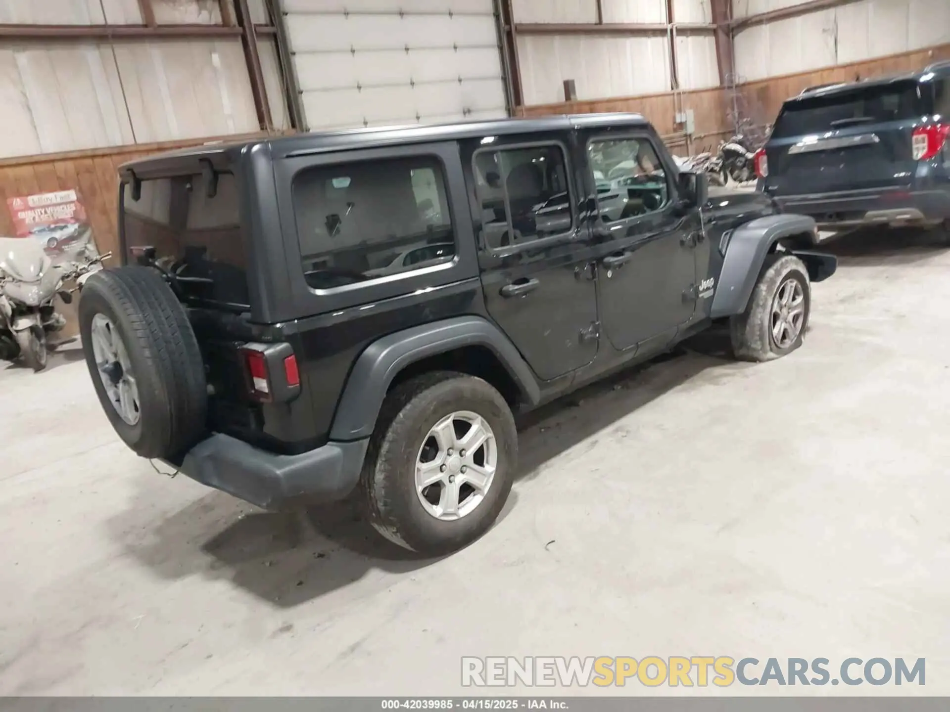 4 Photograph of a damaged car 1C4HJXDGXKW505396 JEEP WRANGLER UNLIMITED 2019