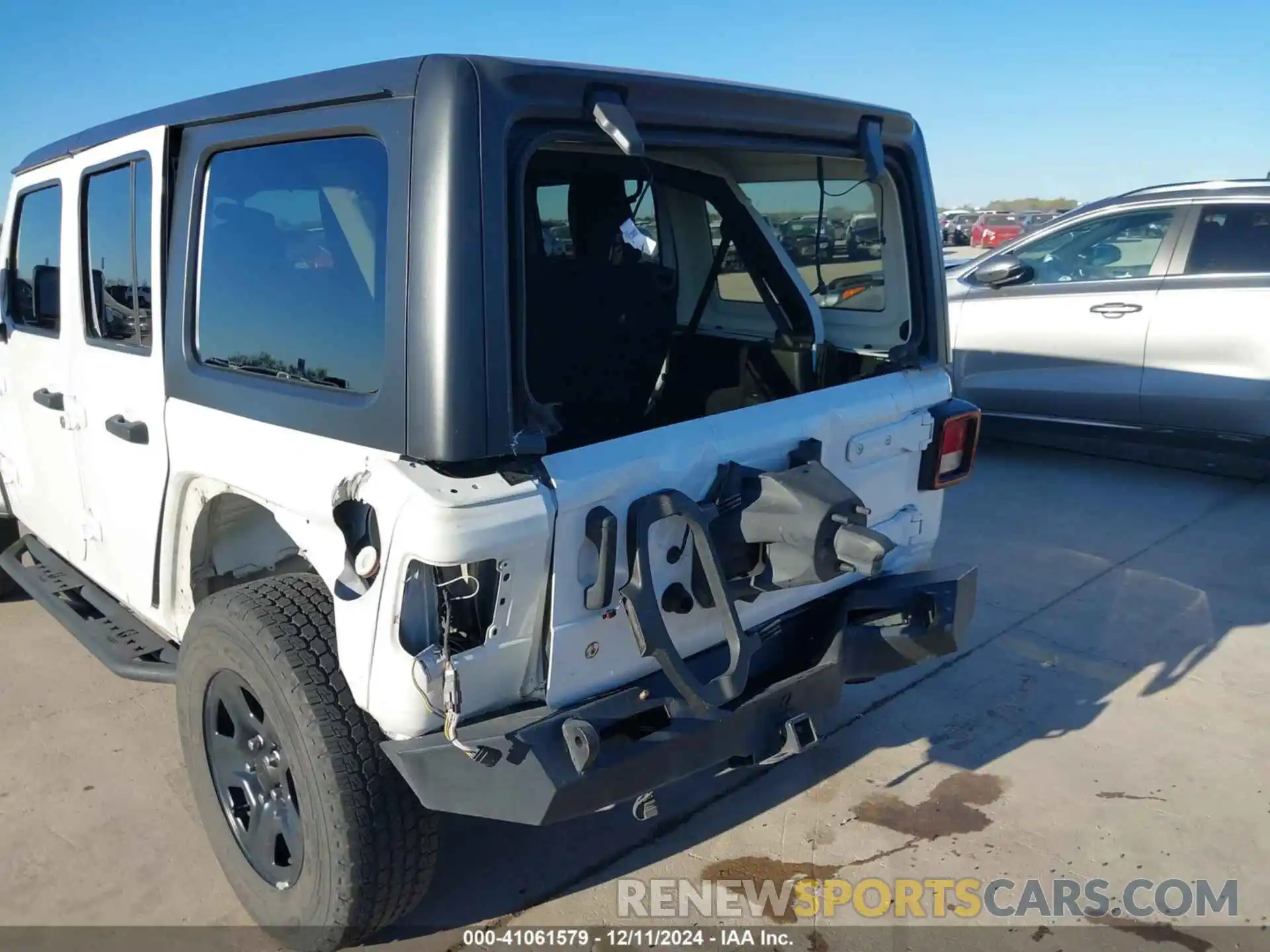 6 Photograph of a damaged car 1C4HJXDGXKW663785 JEEP WRANGLER UNLIMITED 2019