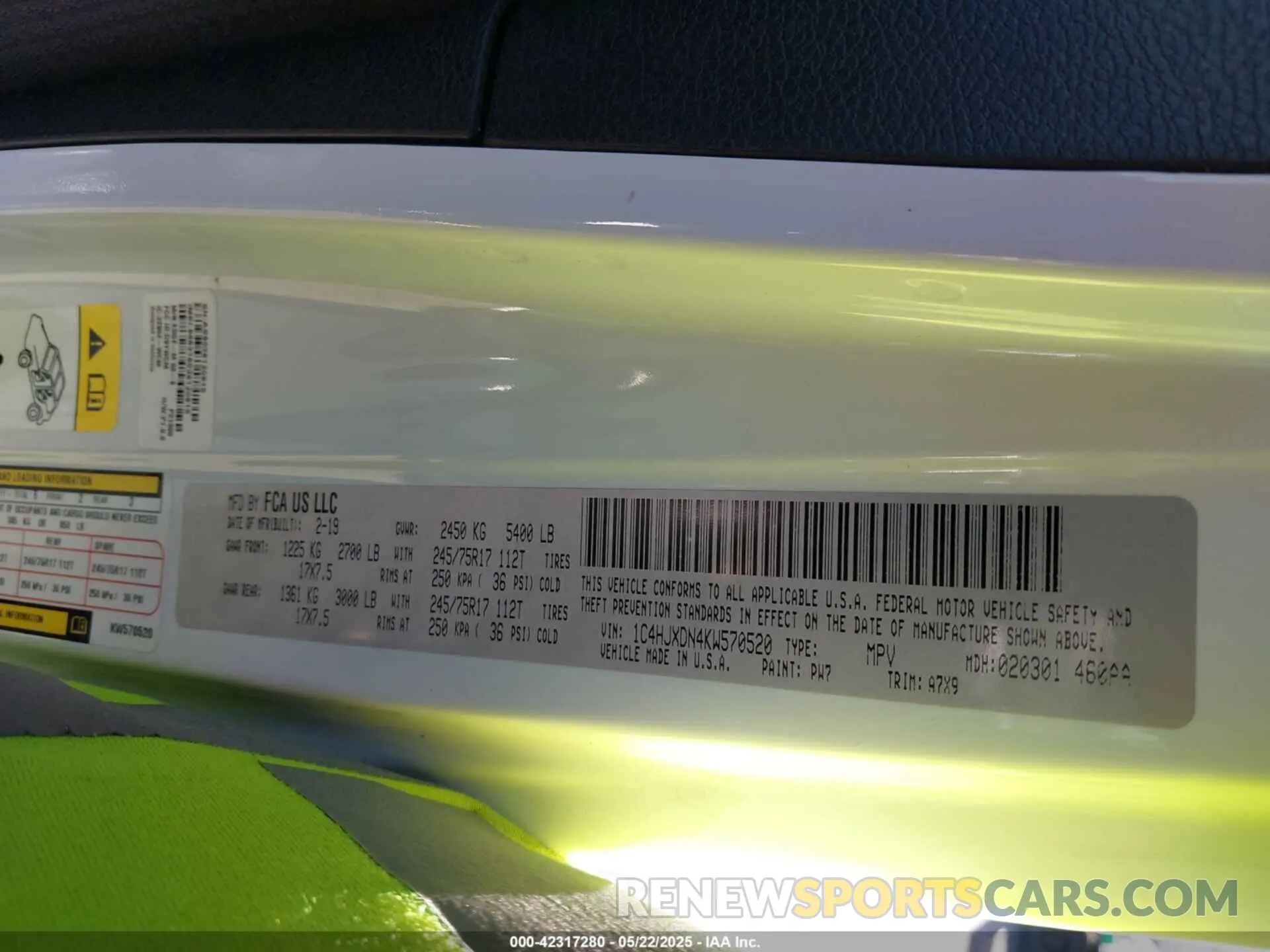 9 Photograph of a damaged car 1C4HJXDN4KW570520 JEEP WRANGLER UNLIMITED 2019
