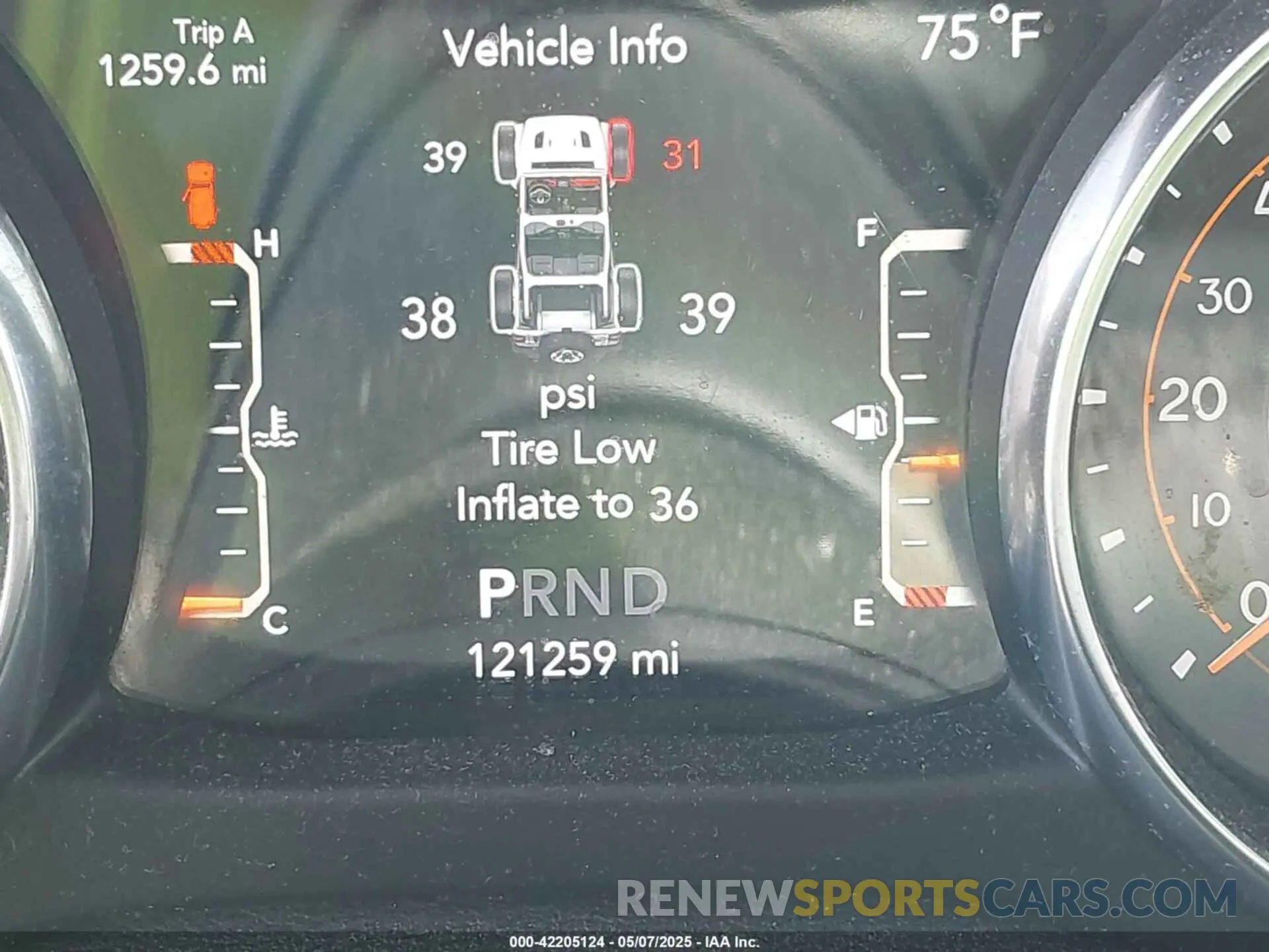 15 Photograph of a damaged car 1C4HJXDN5KW618297 JEEP WRANGLER UNLIMITED 2019