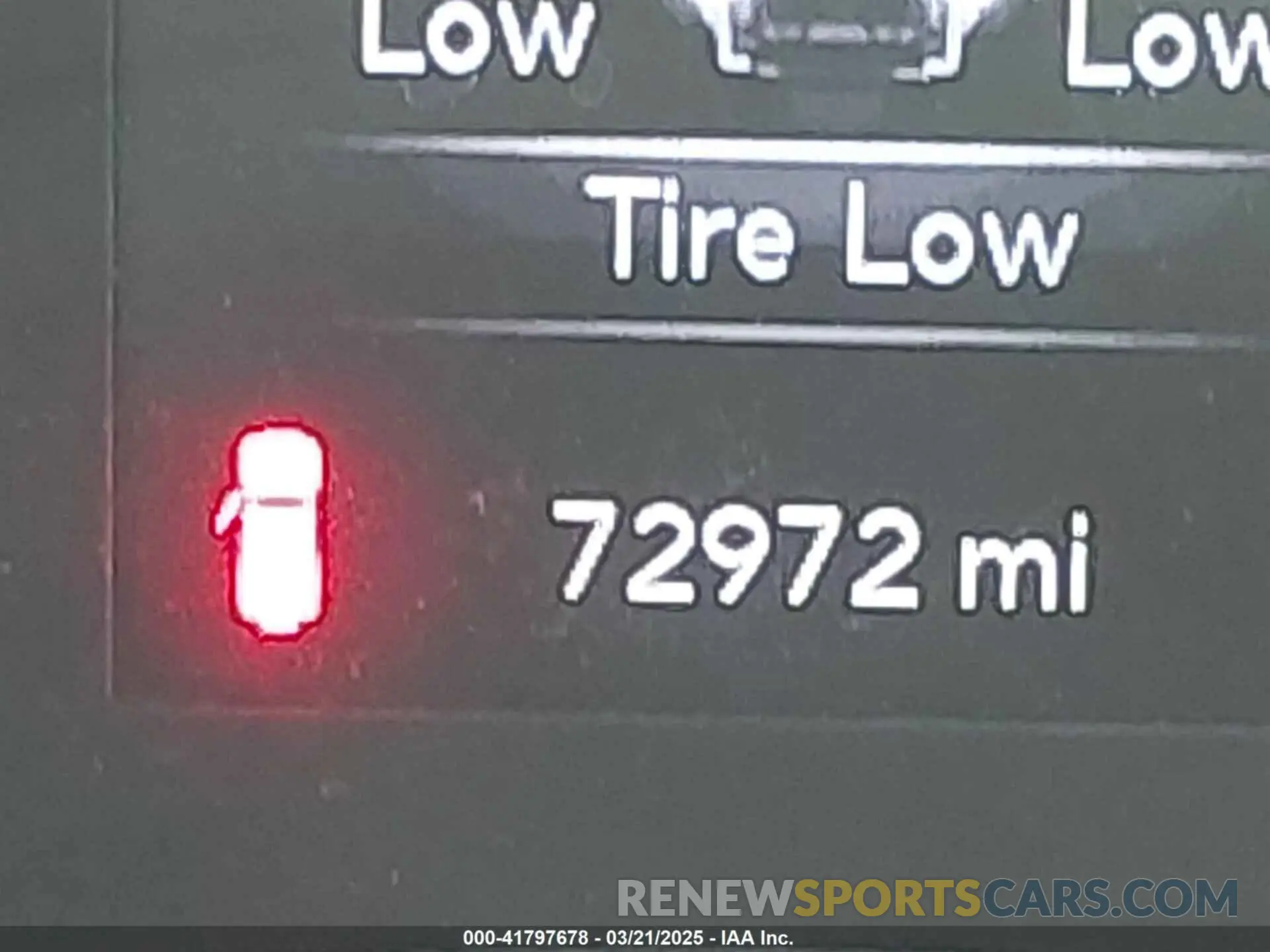 16 Photograph of a damaged car 1C4HJXDN6KW593281 JEEP WRANGLER UNLIMITED 2019