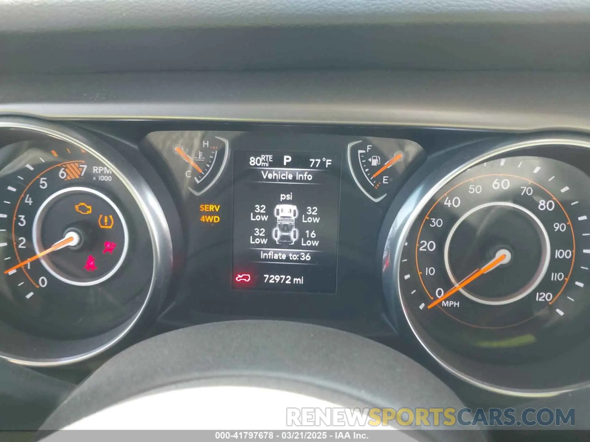 7 Photograph of a damaged car 1C4HJXDN6KW593281 JEEP WRANGLER UNLIMITED 2019