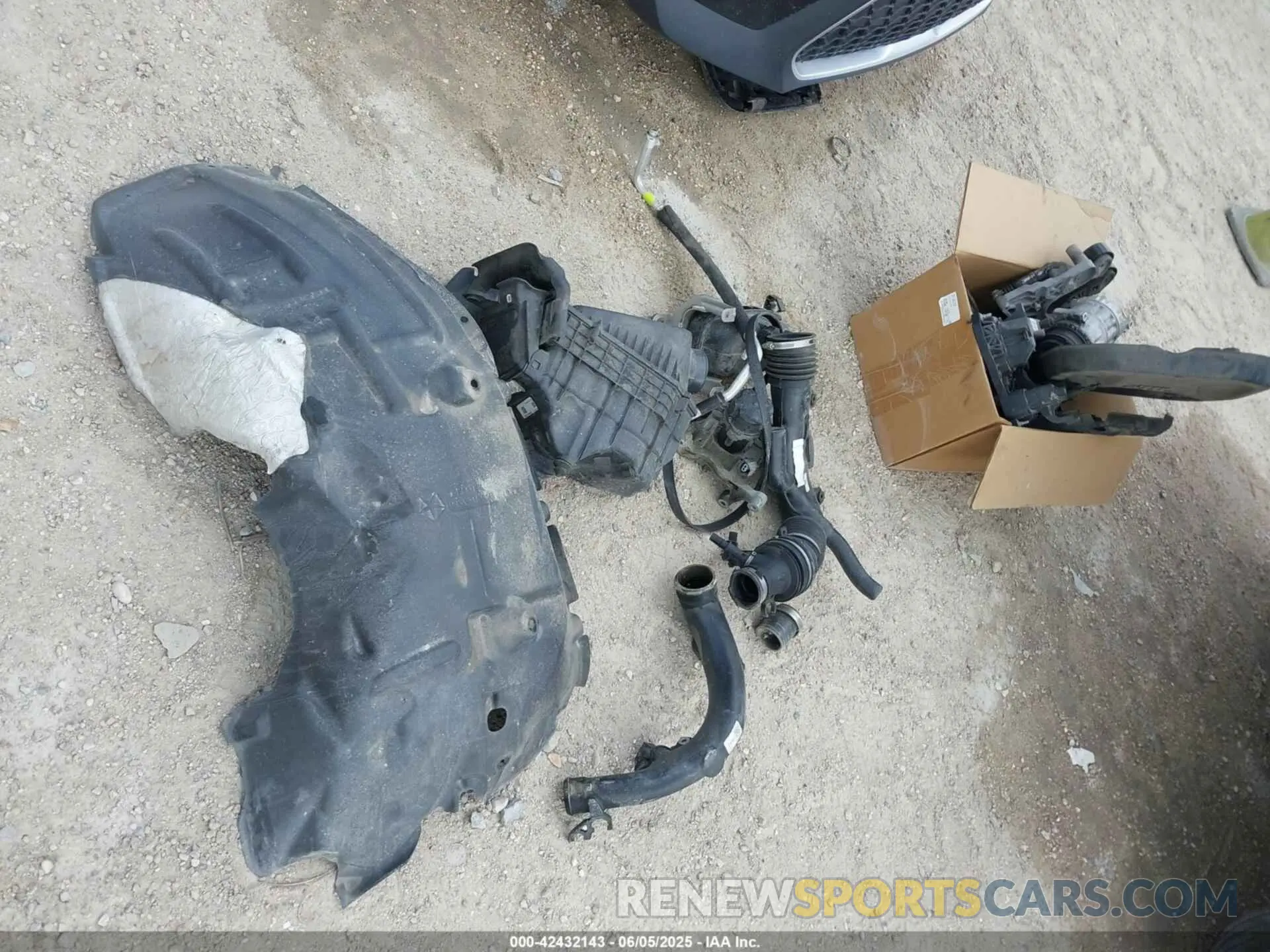 12 Photograph of a damaged car 1C4HJXDN6KW639739 JEEP WRANGLER UNLIMITED 2019