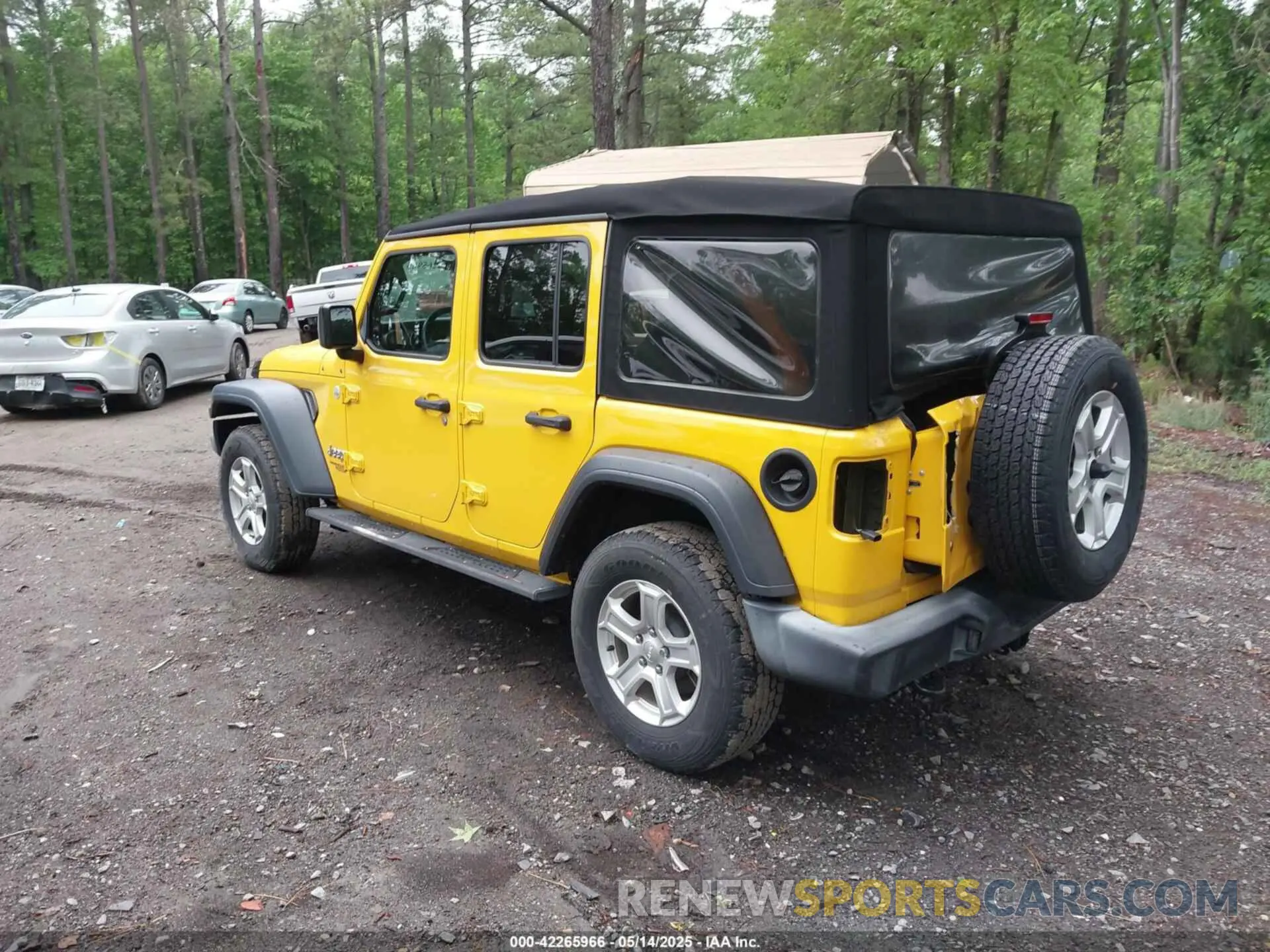 3 Photograph of a damaged car 1C4HJXDNXKW565788 JEEP WRANGLER UNLIMITED 2019