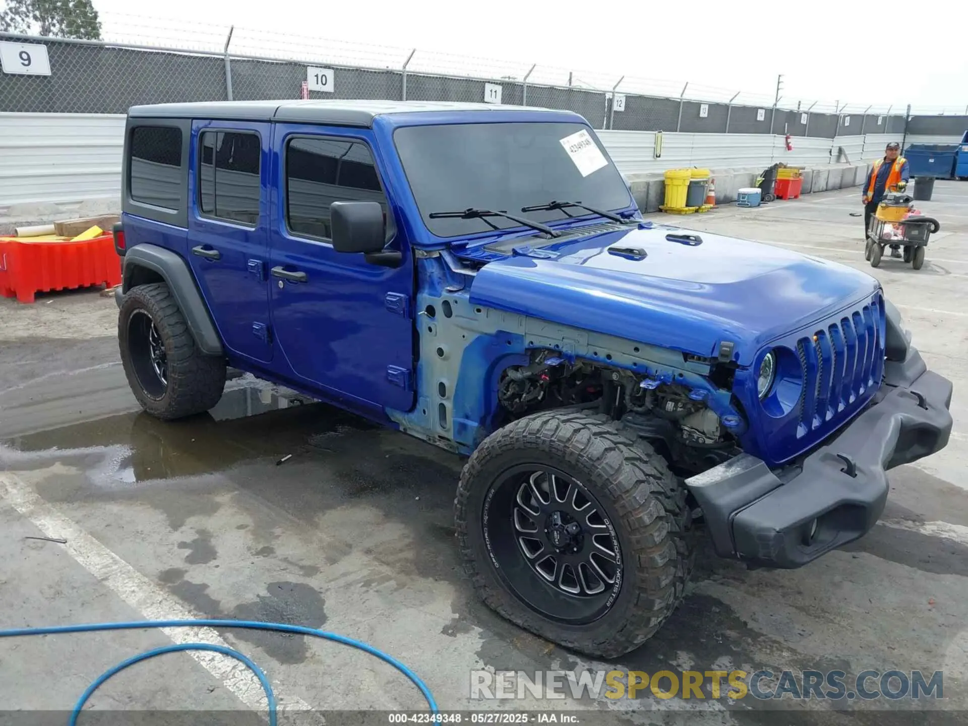 1 Photograph of a damaged car 1C4HJXDNXKW646905 JEEP WRANGLER UNLIMITED 2019
