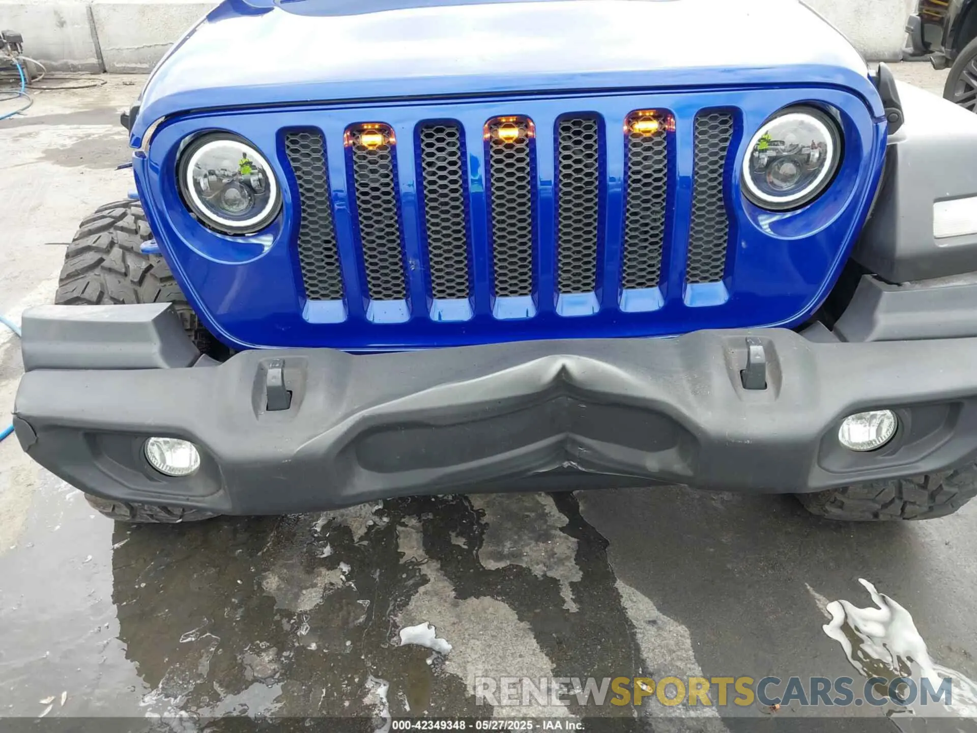6 Photograph of a damaged car 1C4HJXDNXKW646905 JEEP WRANGLER UNLIMITED 2019
