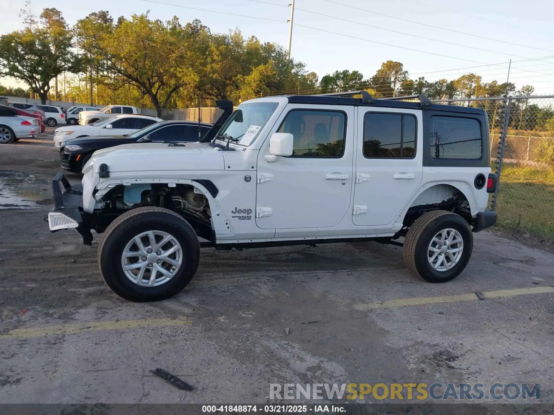 14 Photograph of a damaged car 1C4HJXDNXKW681153 JEEP WRANGLER UNLIMITED 2019