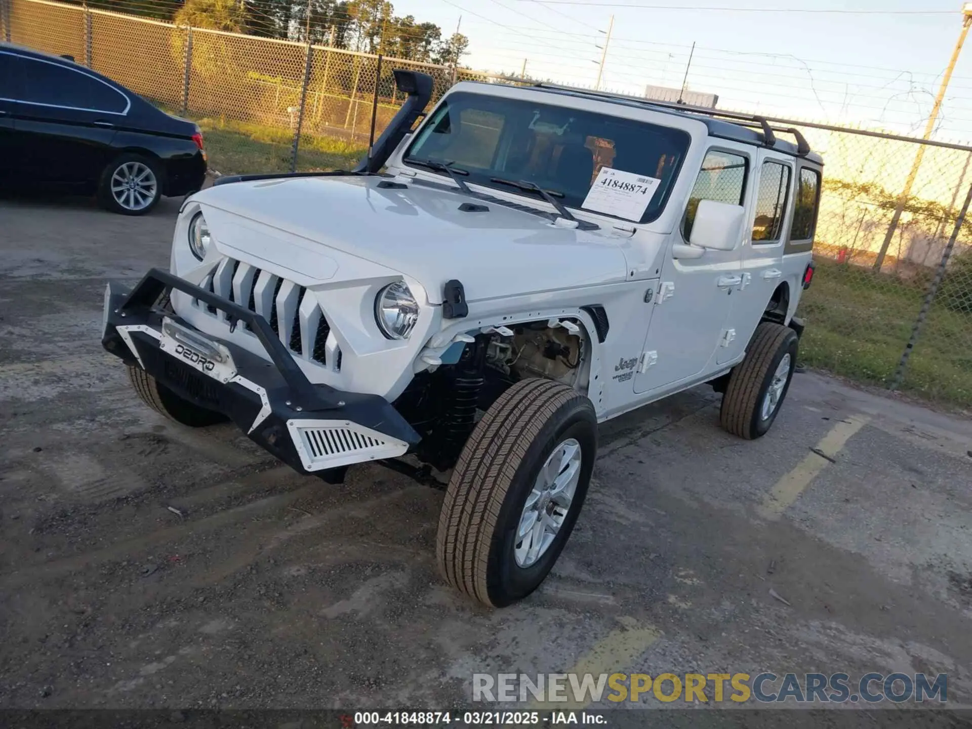 2 Photograph of a damaged car 1C4HJXDNXKW681153 JEEP WRANGLER UNLIMITED 2019