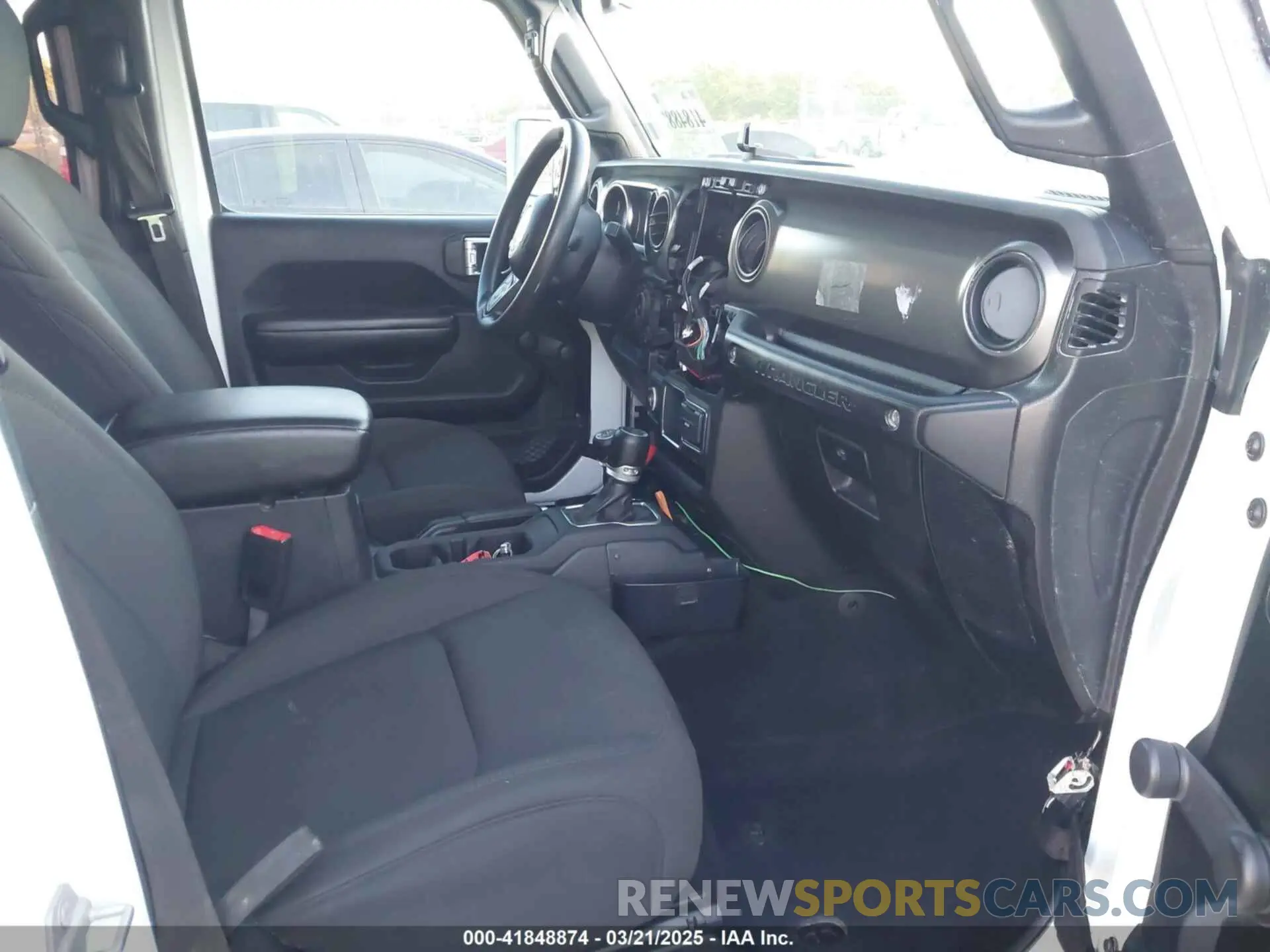 5 Photograph of a damaged car 1C4HJXDNXKW681153 JEEP WRANGLER UNLIMITED 2019