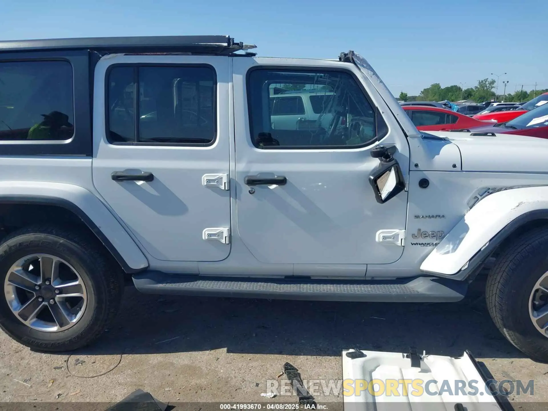 12 Photograph of a damaged car 1C4HJXEG0KW577917 JEEP WRANGLER UNLIMITED 2019