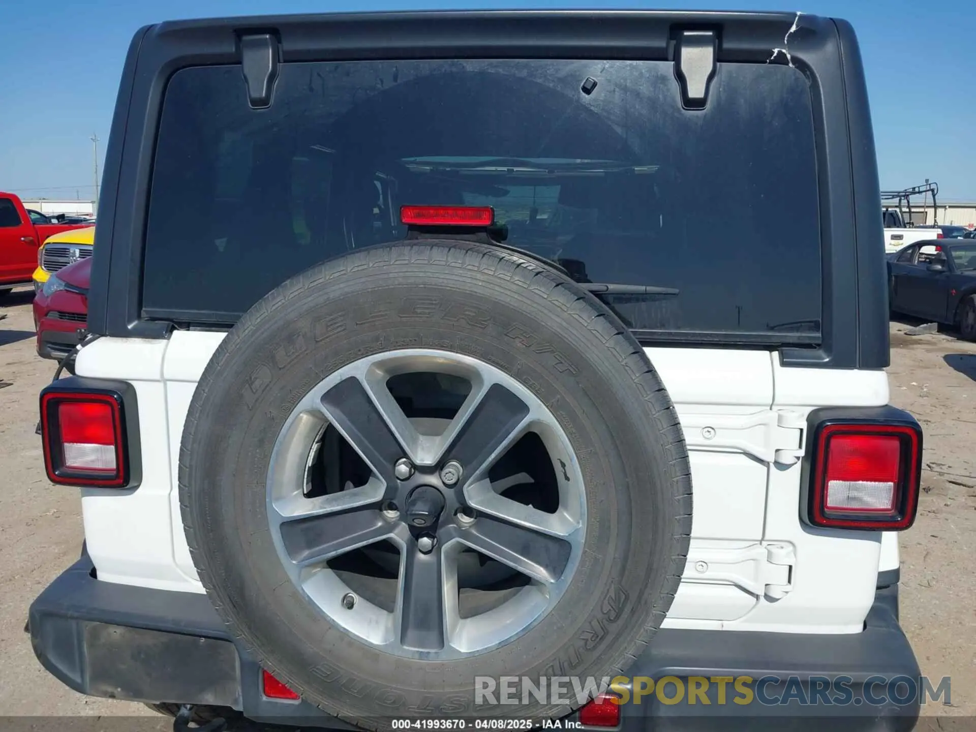 15 Photograph of a damaged car 1C4HJXEG0KW577917 JEEP WRANGLER UNLIMITED 2019
