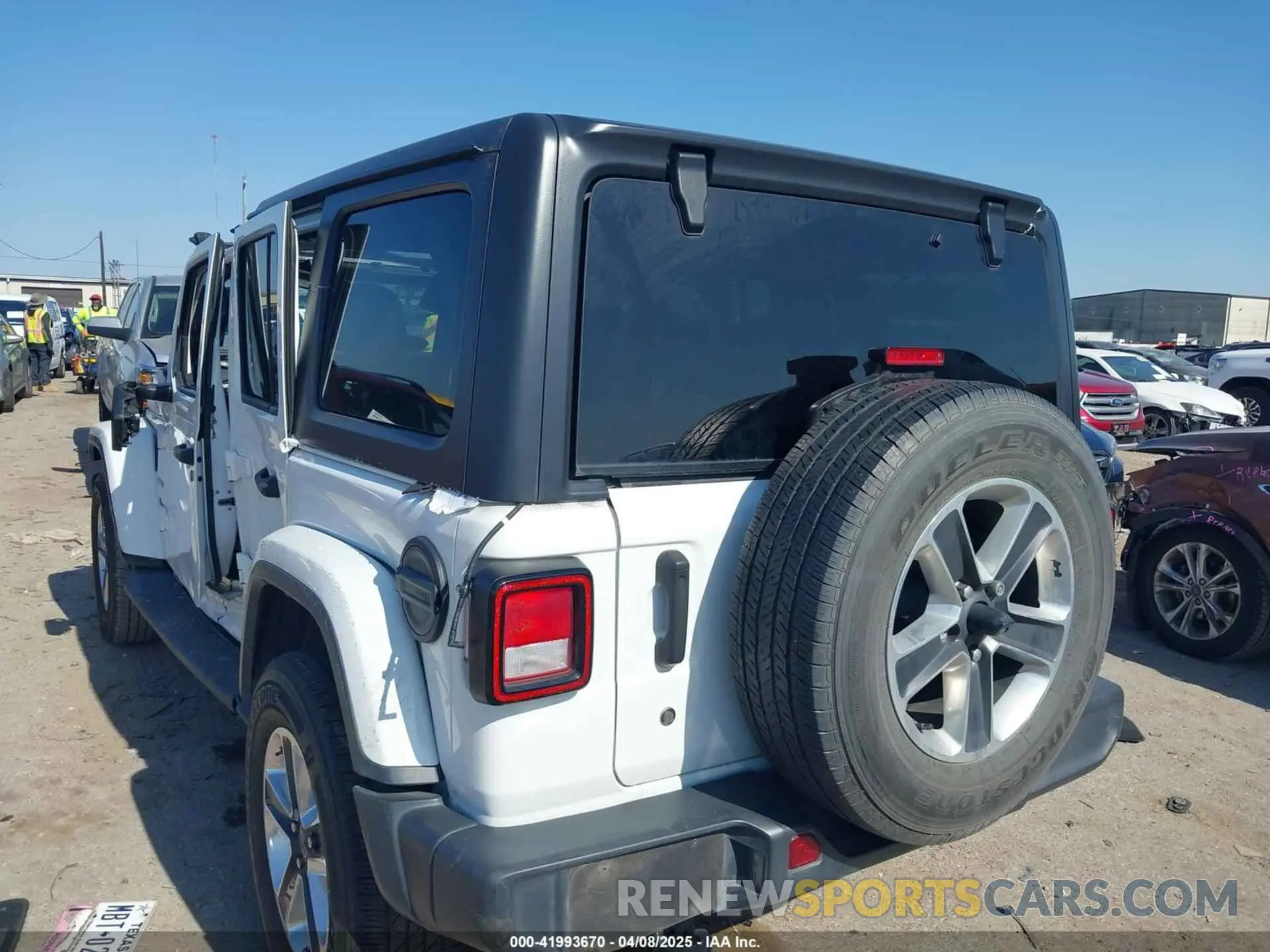 3 Photograph of a damaged car 1C4HJXEG0KW577917 JEEP WRANGLER UNLIMITED 2019