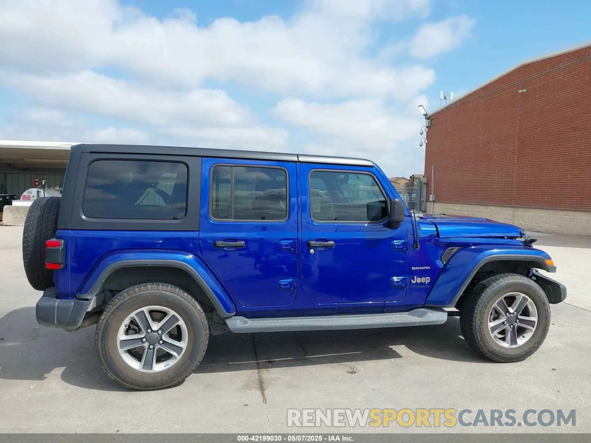 13 Photograph of a damaged car 1C4HJXEG2KW501485 JEEP WRANGLER UNLIMITED 2019
