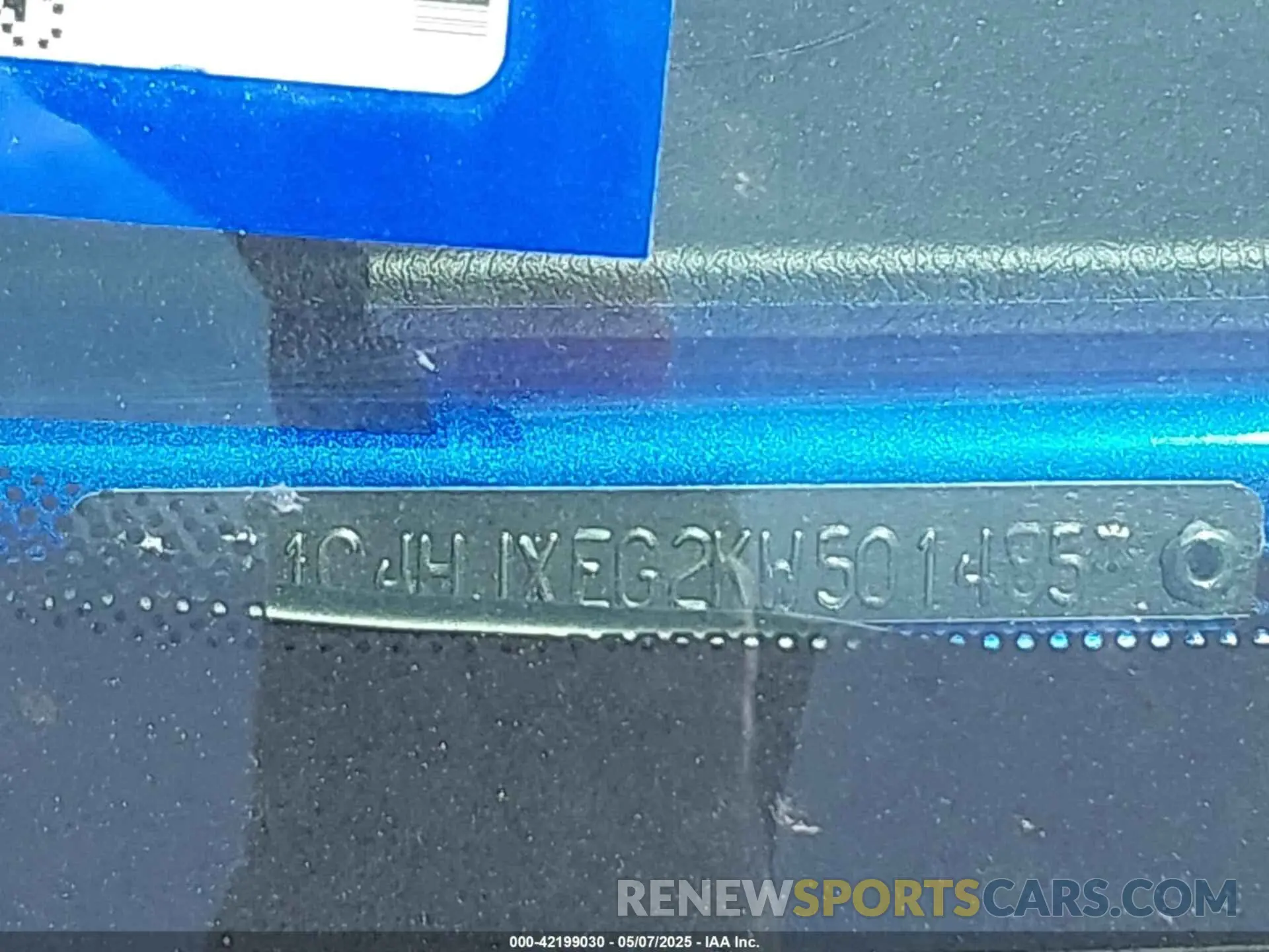 17 Photograph of a damaged car 1C4HJXEG2KW501485 JEEP WRANGLER UNLIMITED 2019