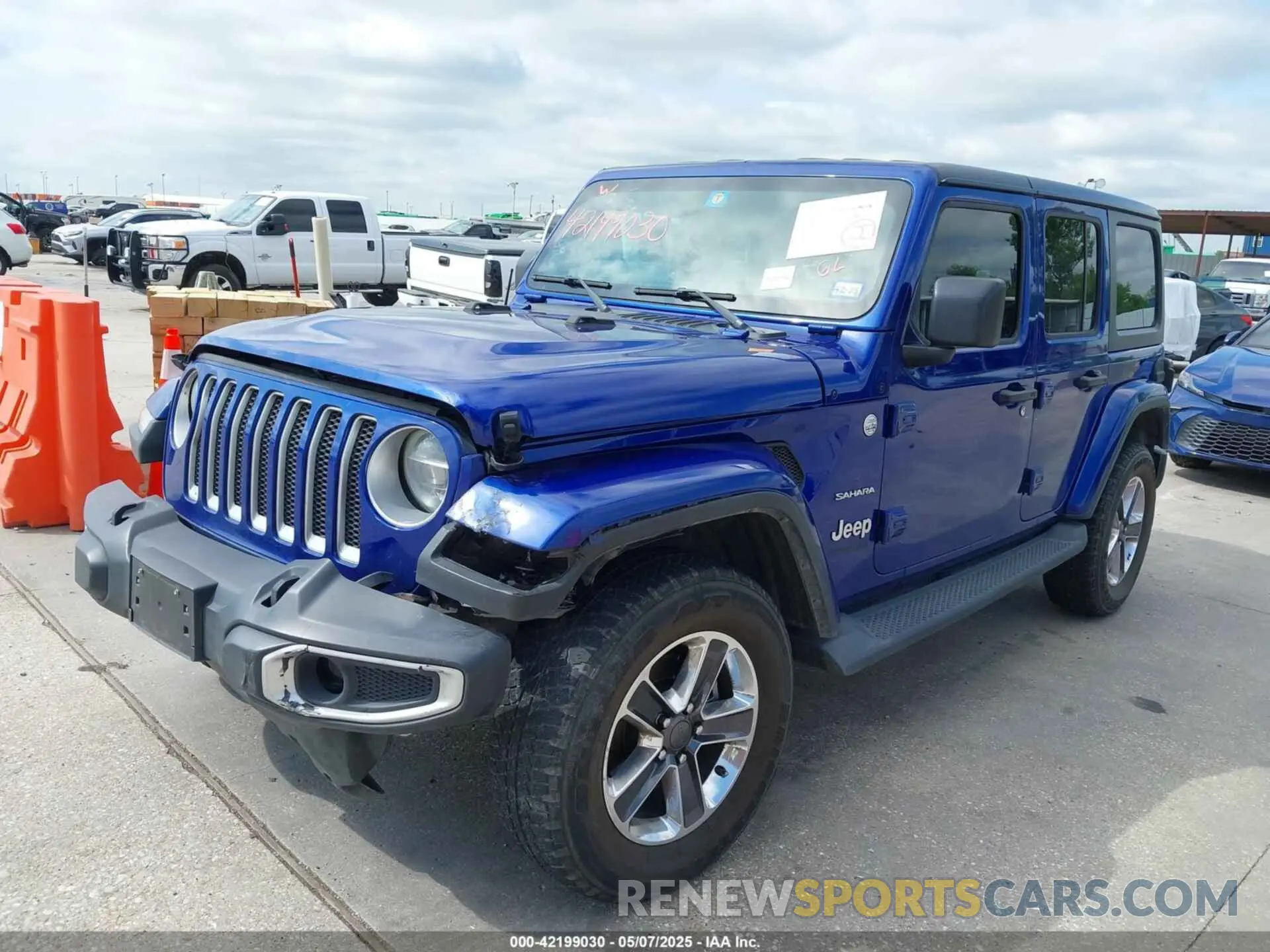 2 Photograph of a damaged car 1C4HJXEG2KW501485 JEEP WRANGLER UNLIMITED 2019