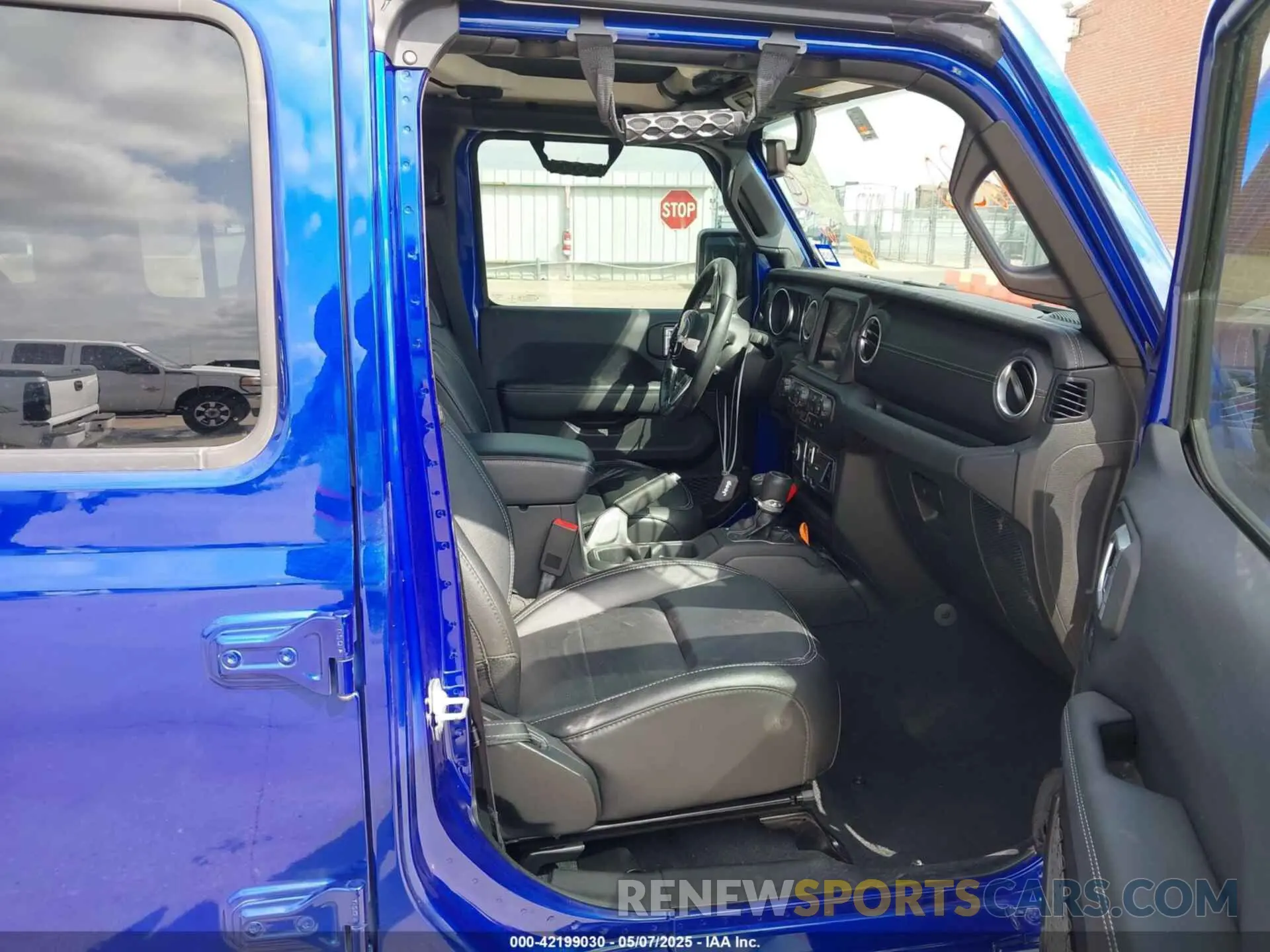 5 Photograph of a damaged car 1C4HJXEG2KW501485 JEEP WRANGLER UNLIMITED 2019