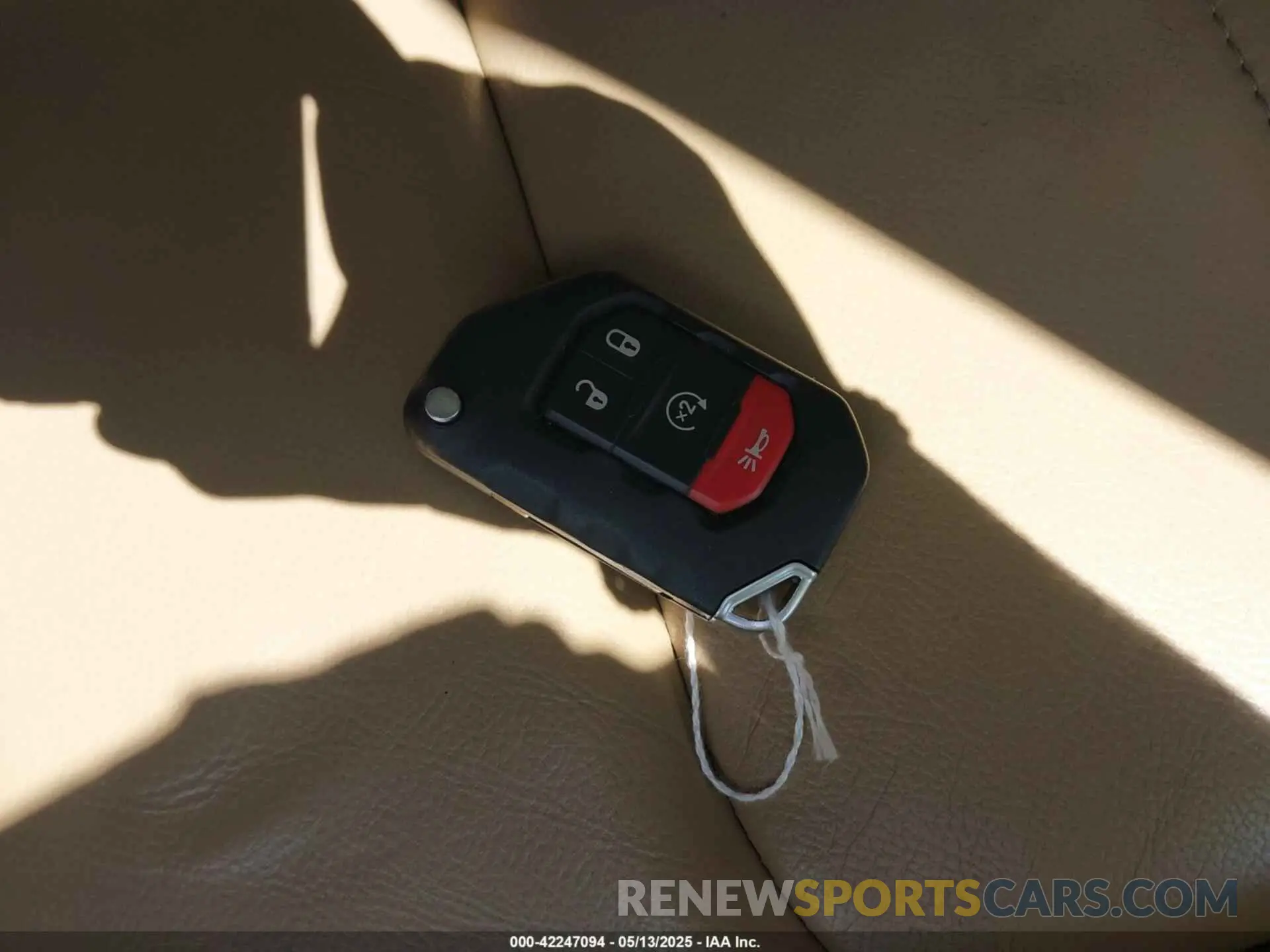 11 Photograph of a damaged car 1C4HJXEG4KW514206 JEEP WRANGLER UNLIMITED 2019