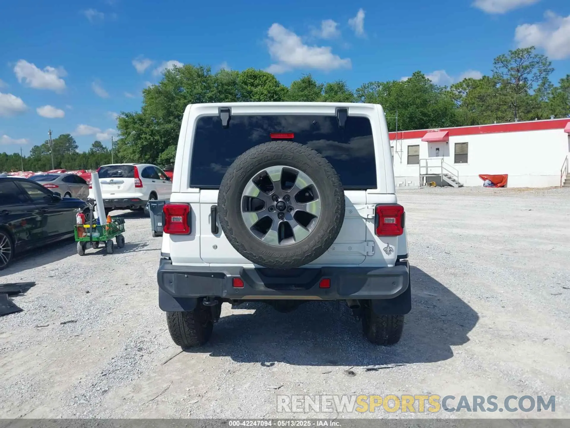 16 Photograph of a damaged car 1C4HJXEG4KW514206 JEEP WRANGLER UNLIMITED 2019