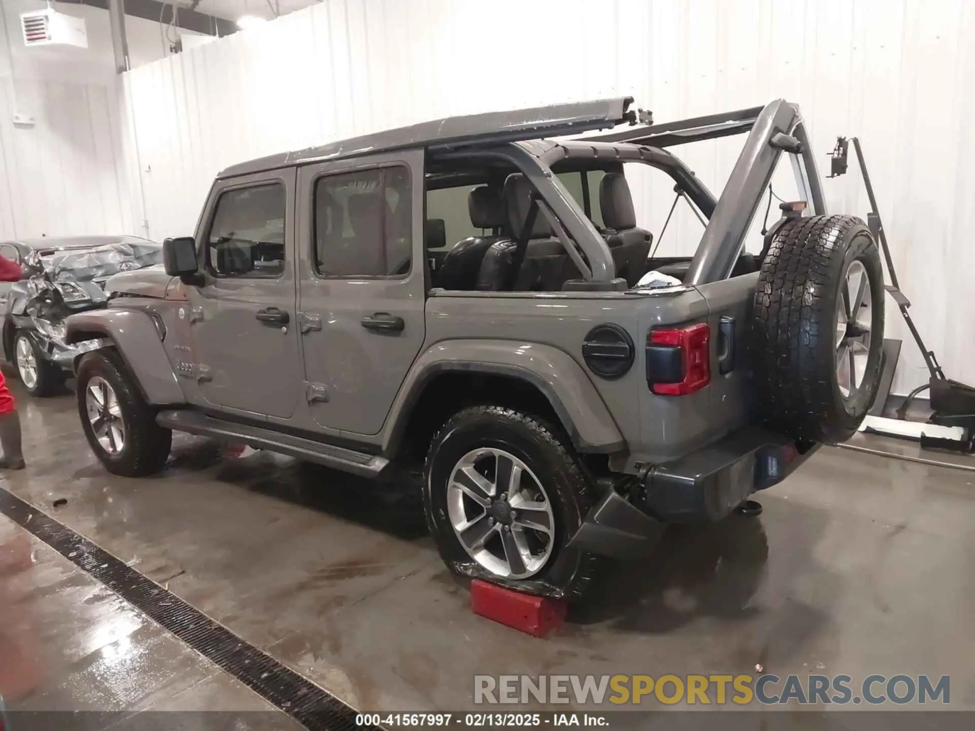 3 Photograph of a damaged car 1C4HJXEG4KW527280 JEEP WRANGLER UNLIMITED 2019