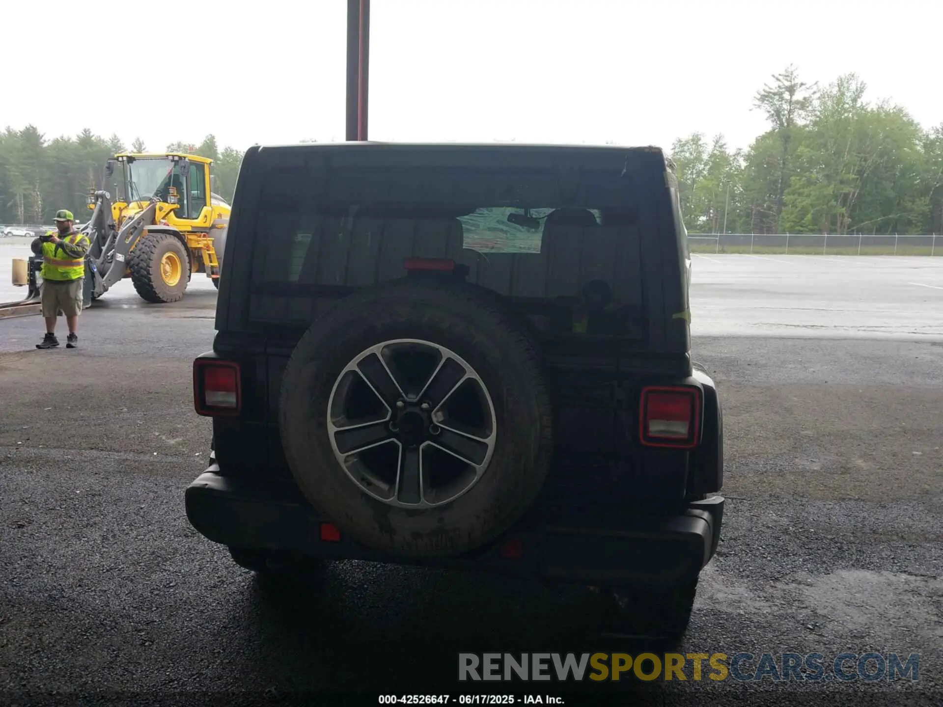 16 Photograph of a damaged car 1C4HJXEG5KW515140 JEEP WRANGLER UNLIMITED 2019