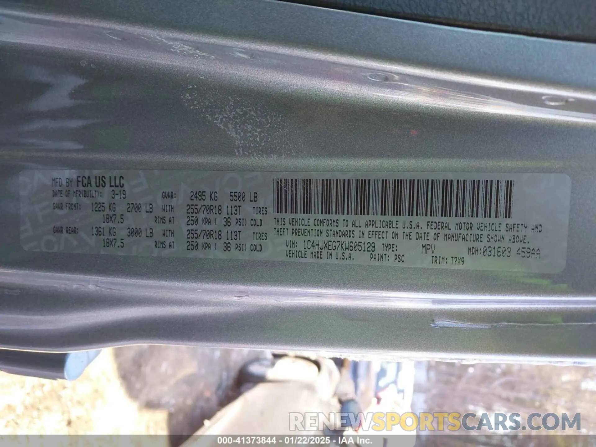 9 Photograph of a damaged car 1C4HJXEG7KW605129 JEEP WRANGLER UNLIMITED 2019