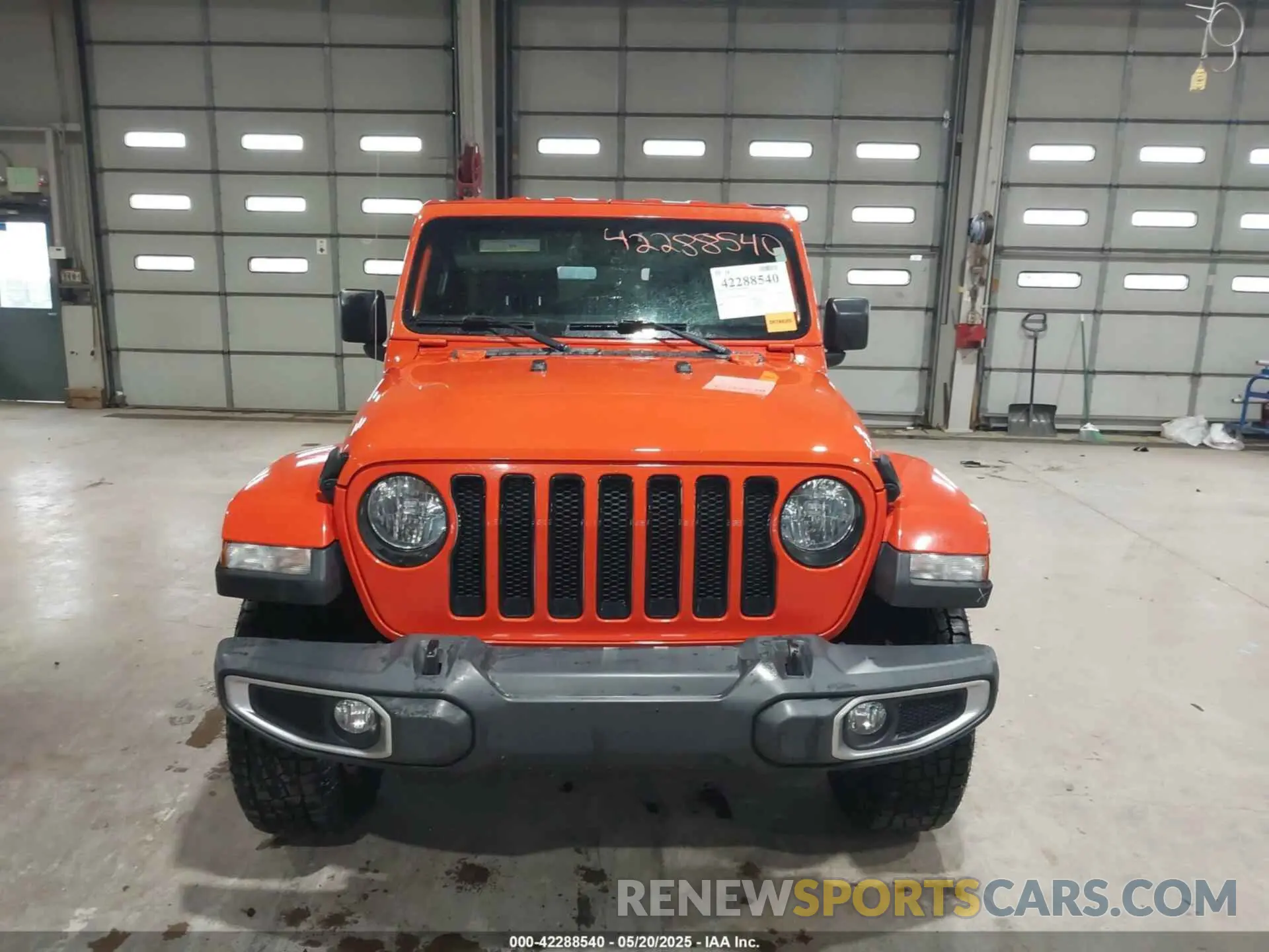 13 Photograph of a damaged car 1C4HJXEGXKW543466 JEEP WRANGLER UNLIMITED 2019