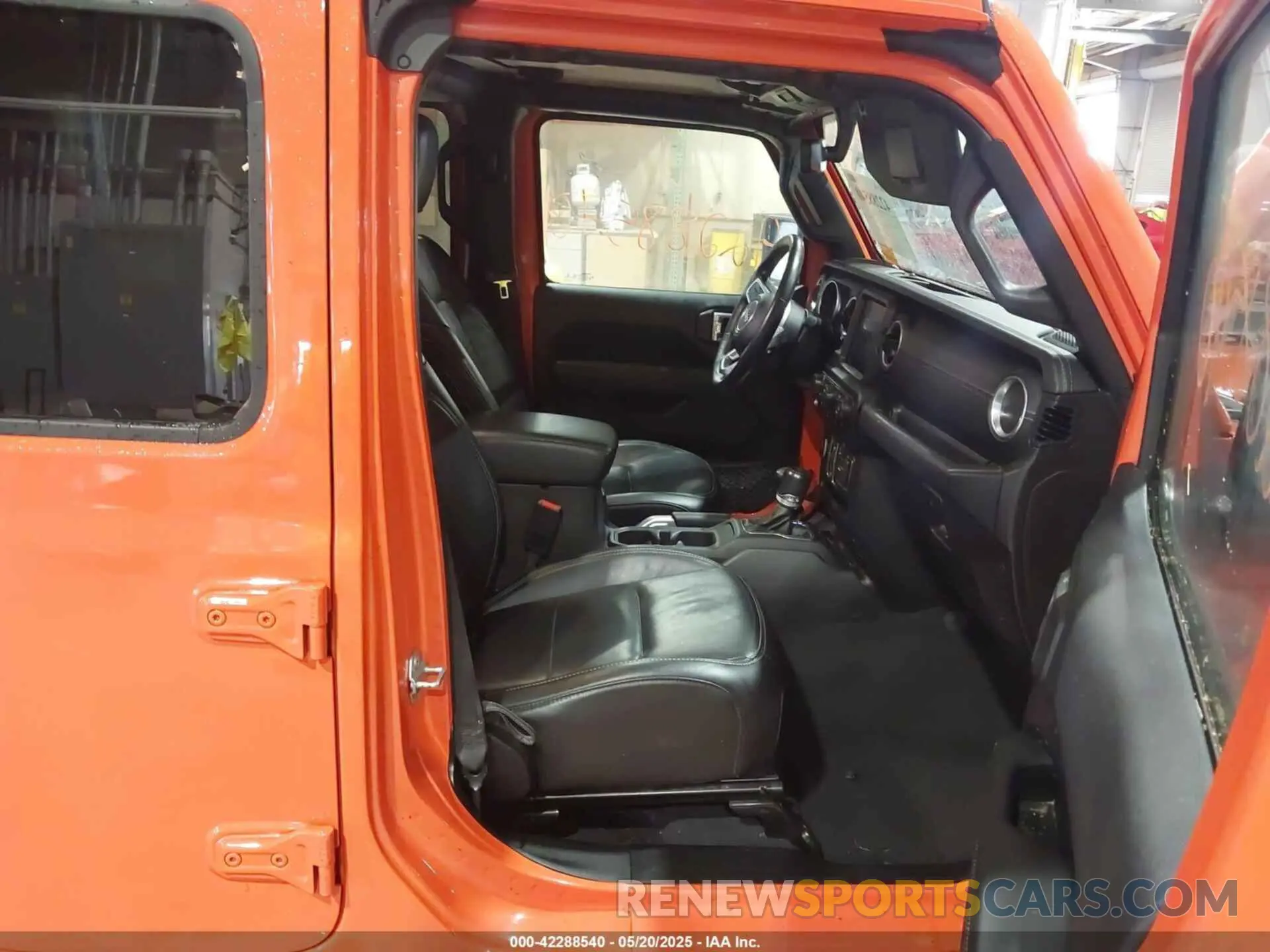 5 Photograph of a damaged car 1C4HJXEGXKW543466 JEEP WRANGLER UNLIMITED 2019
