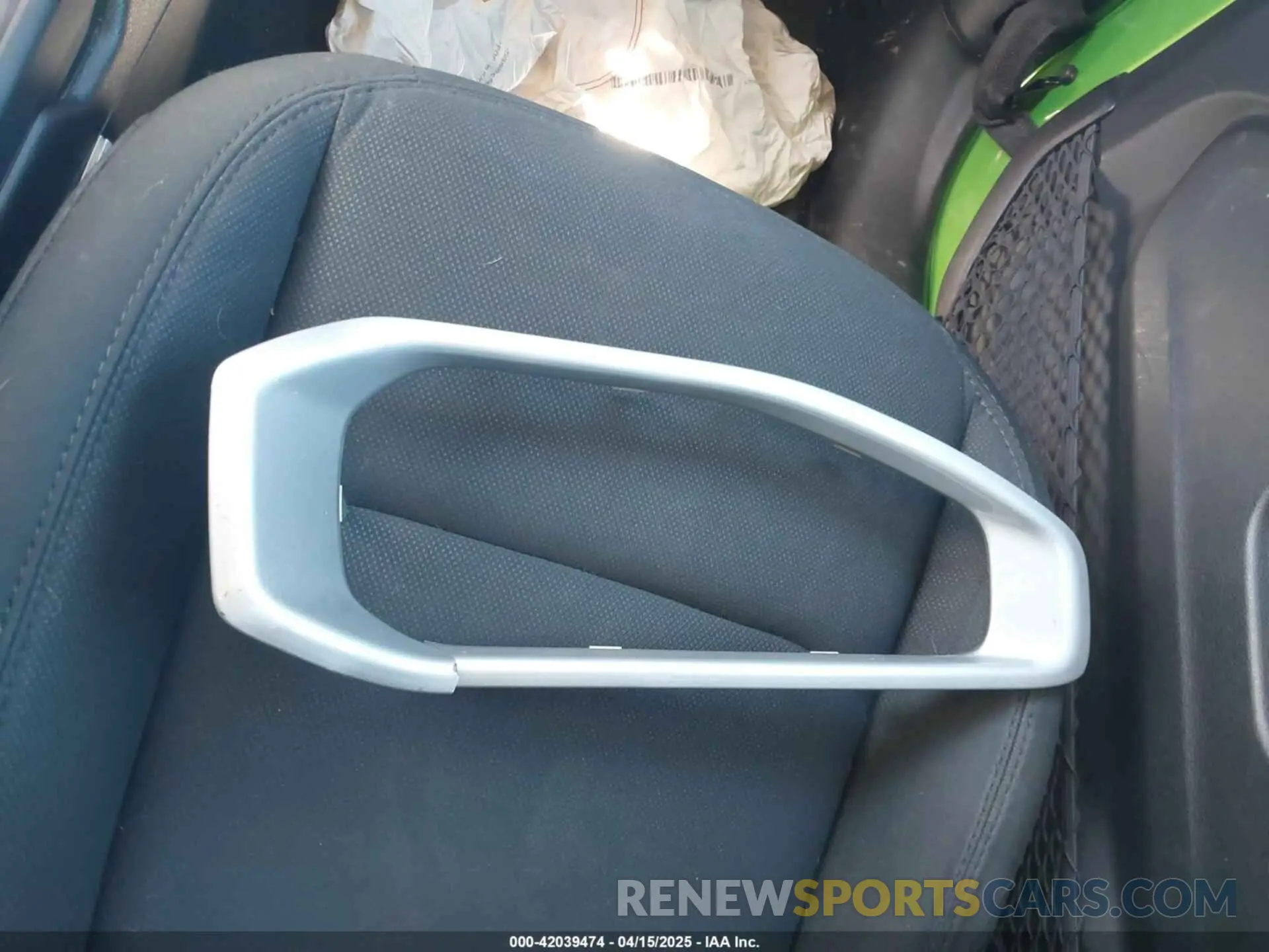 12 Photograph of a damaged car 1C4HJXEN1KW592876 JEEP WRANGLER UNLIMITED 2019