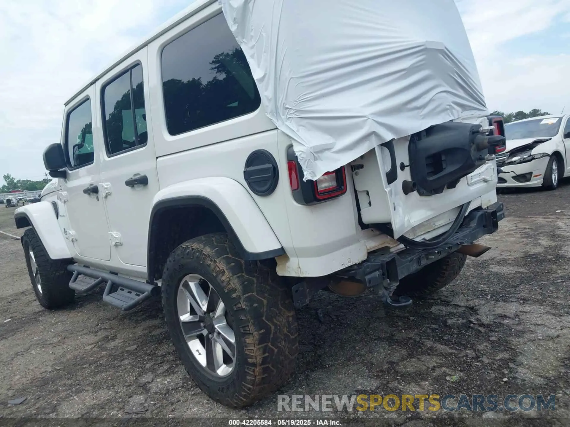 6 Photograph of a damaged car 1C4HJXEN2KW558851 JEEP WRANGLER UNLIMITED 2019