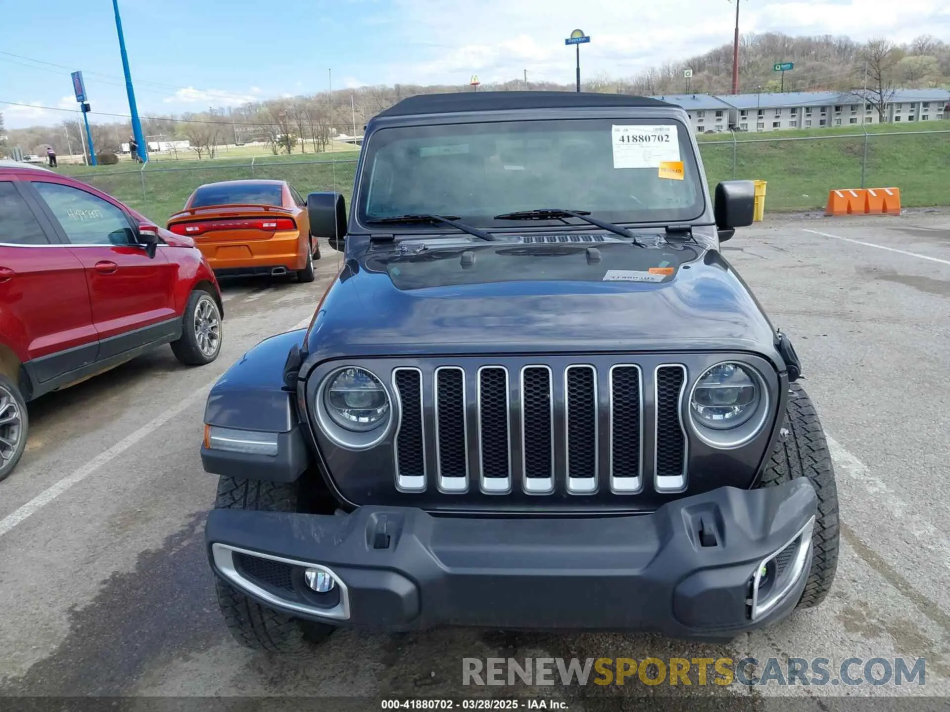 13 Photograph of a damaged car 1C4HJXEN3KW622167 JEEP WRANGLER UNLIMITED 2019