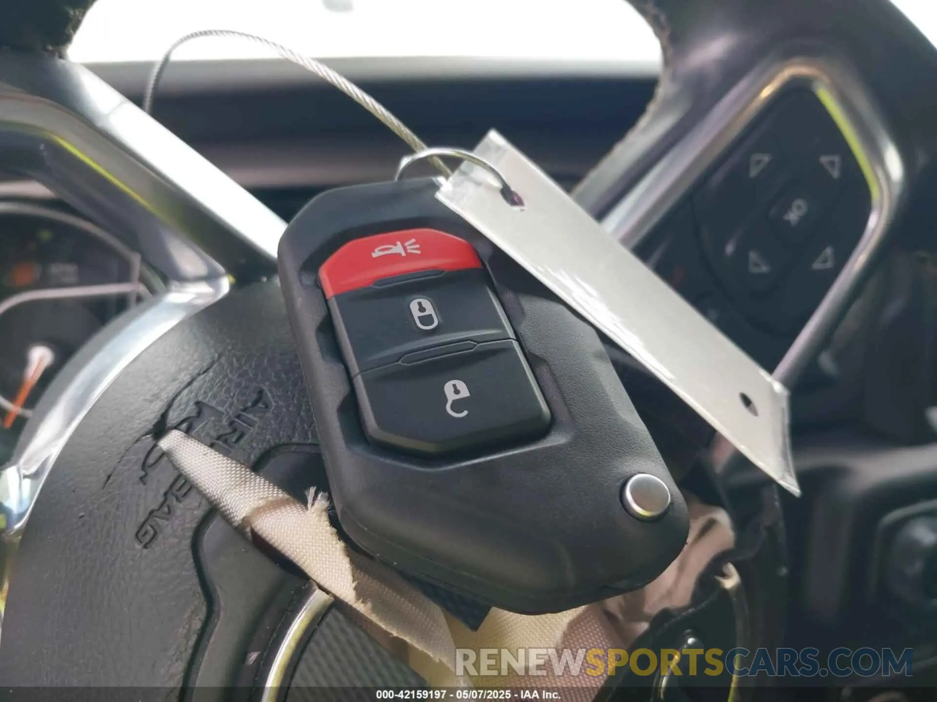 11 Photograph of a damaged car 1C4HJXEN5KW542403 JEEP WRANGLER UNLIMITED 2019