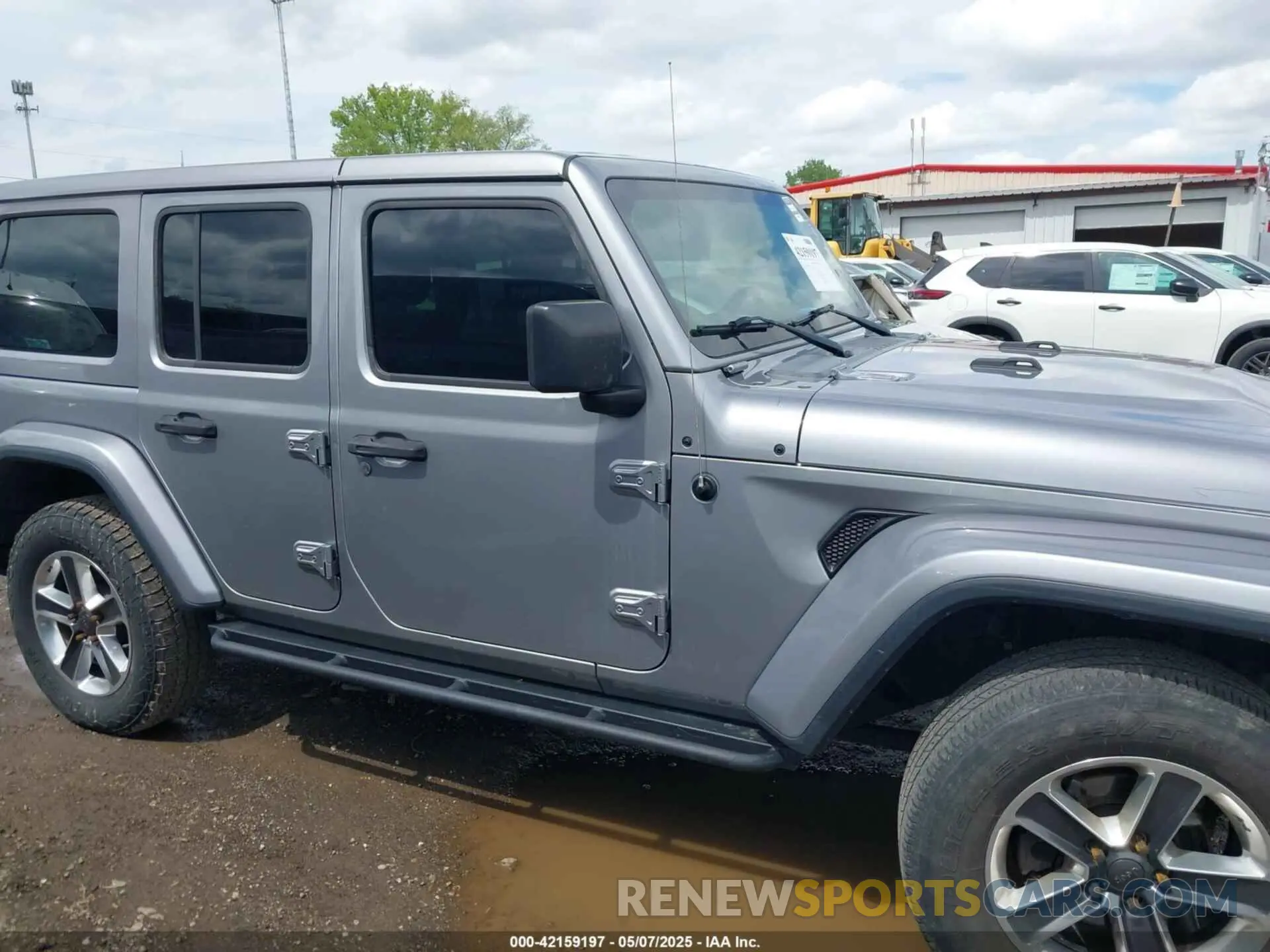 13 Photograph of a damaged car 1C4HJXEN5KW542403 JEEP WRANGLER UNLIMITED 2019