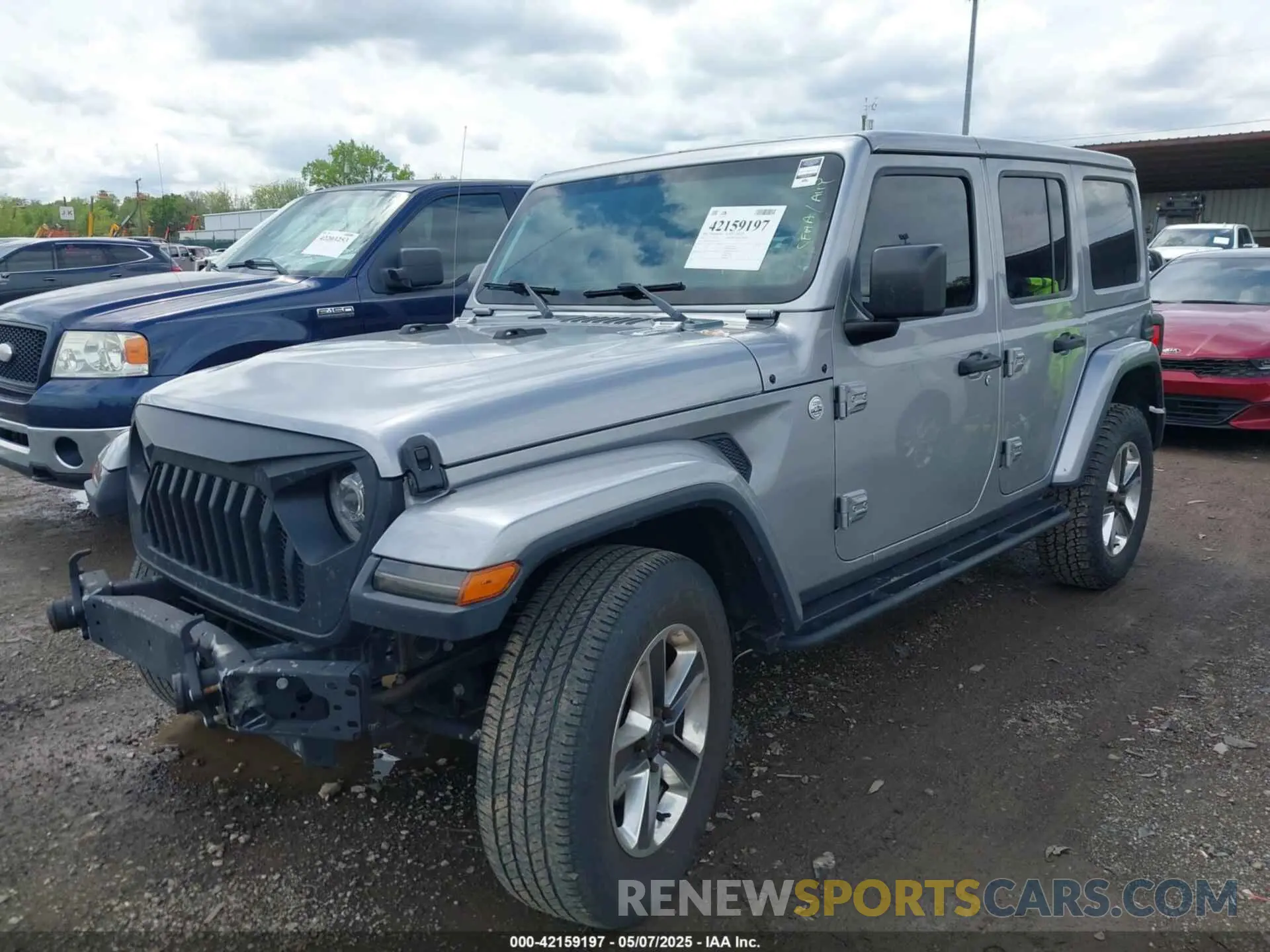 2 Photograph of a damaged car 1C4HJXEN5KW542403 JEEP WRANGLER UNLIMITED 2019