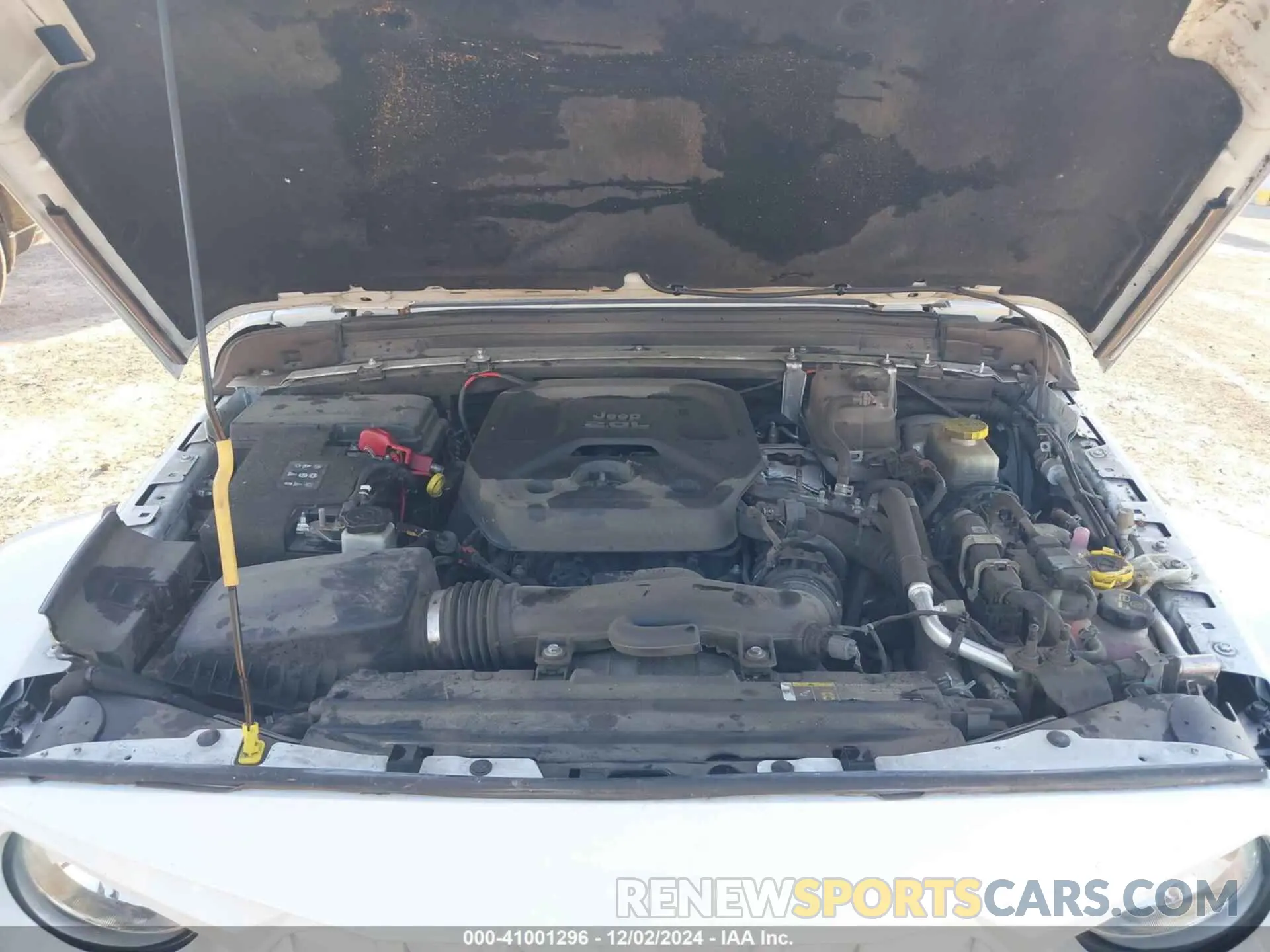 10 Photograph of a damaged car 1C4HJXEN5KW682337 JEEP WRANGLER UNLIMITED 2019